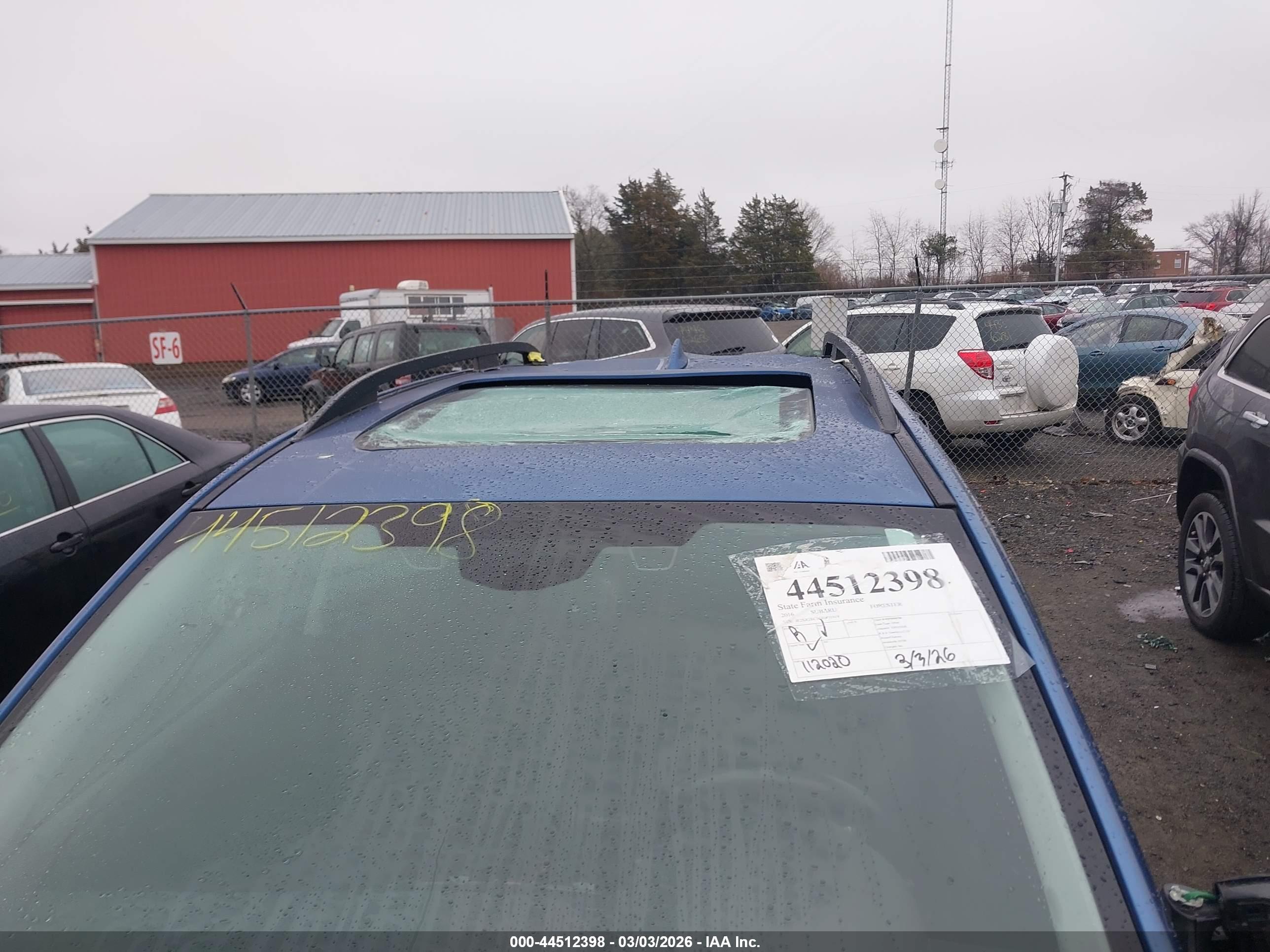 SUBARU FORESTER image 6