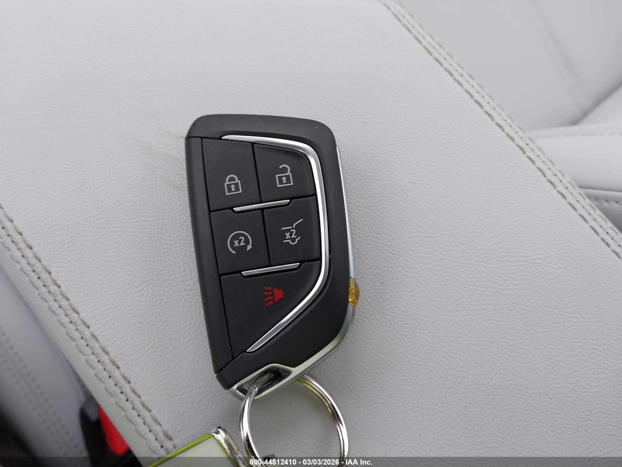 CADILLAC OPTIQ image 11