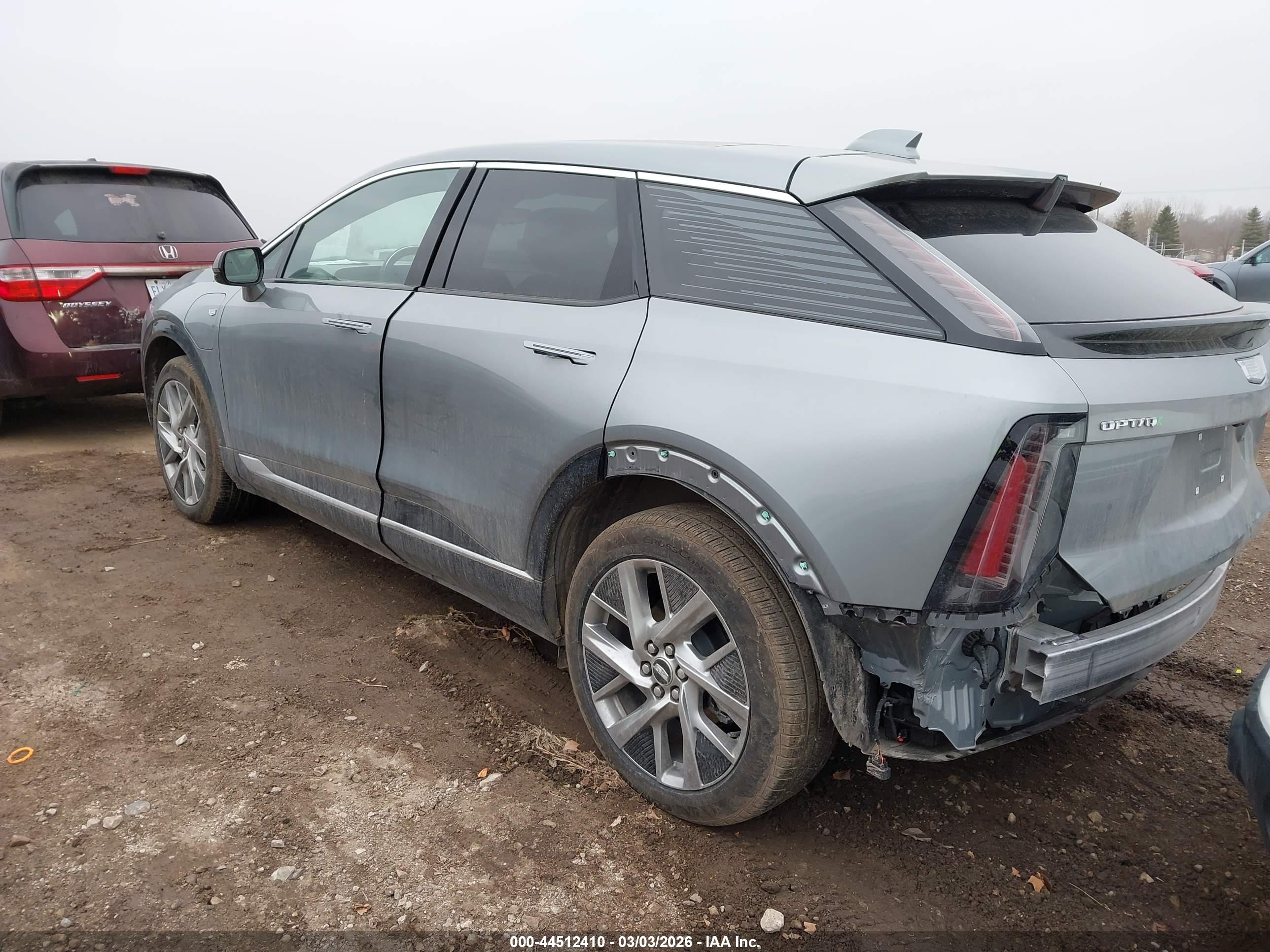 CADILLAC OPTIQ image 3