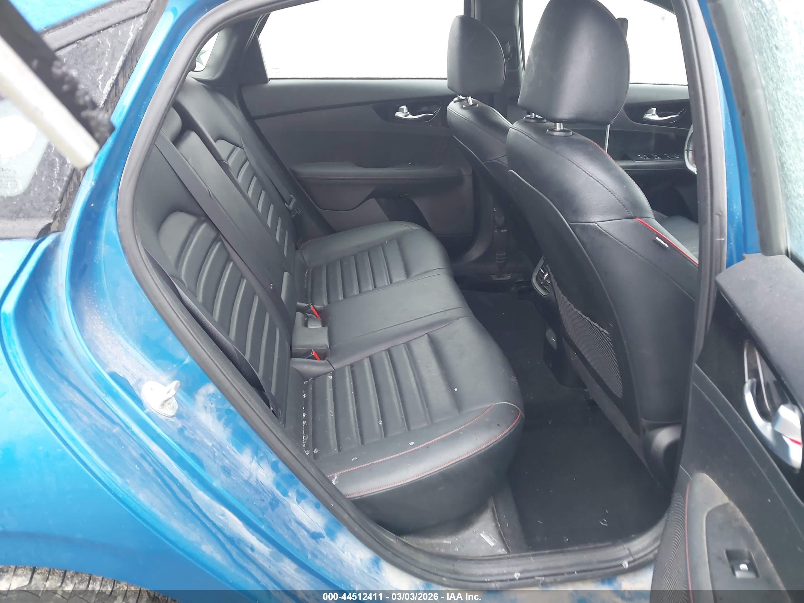 KIA FORTE image 8