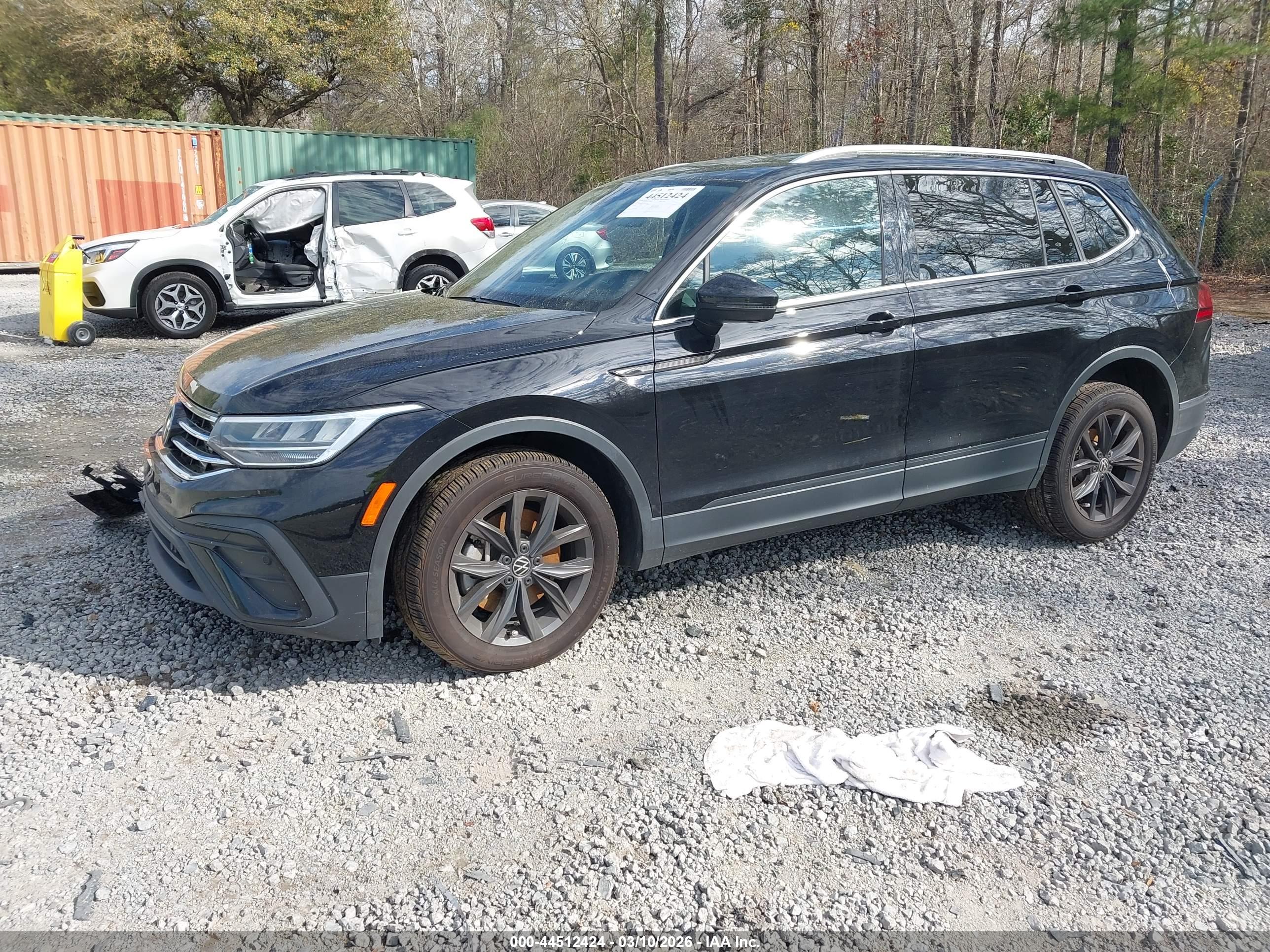 VOLKSWAGEN TIGUAN image 2