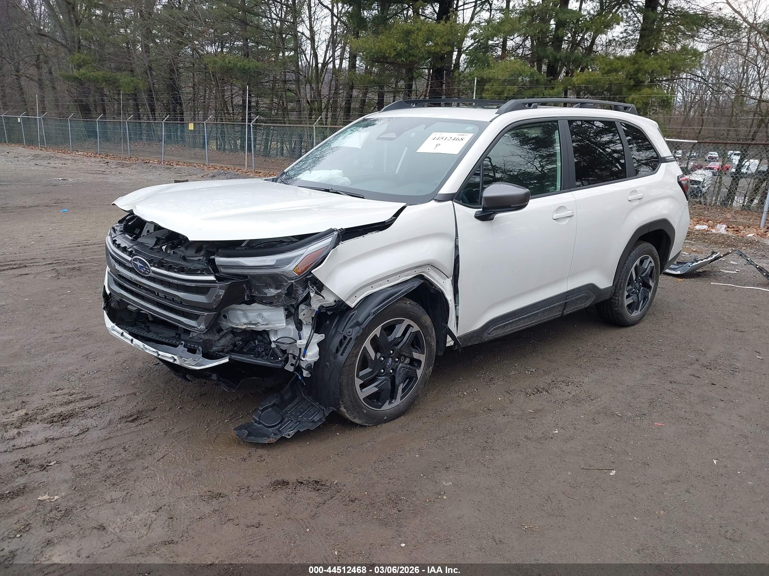 SUBARU FORESTER image 2