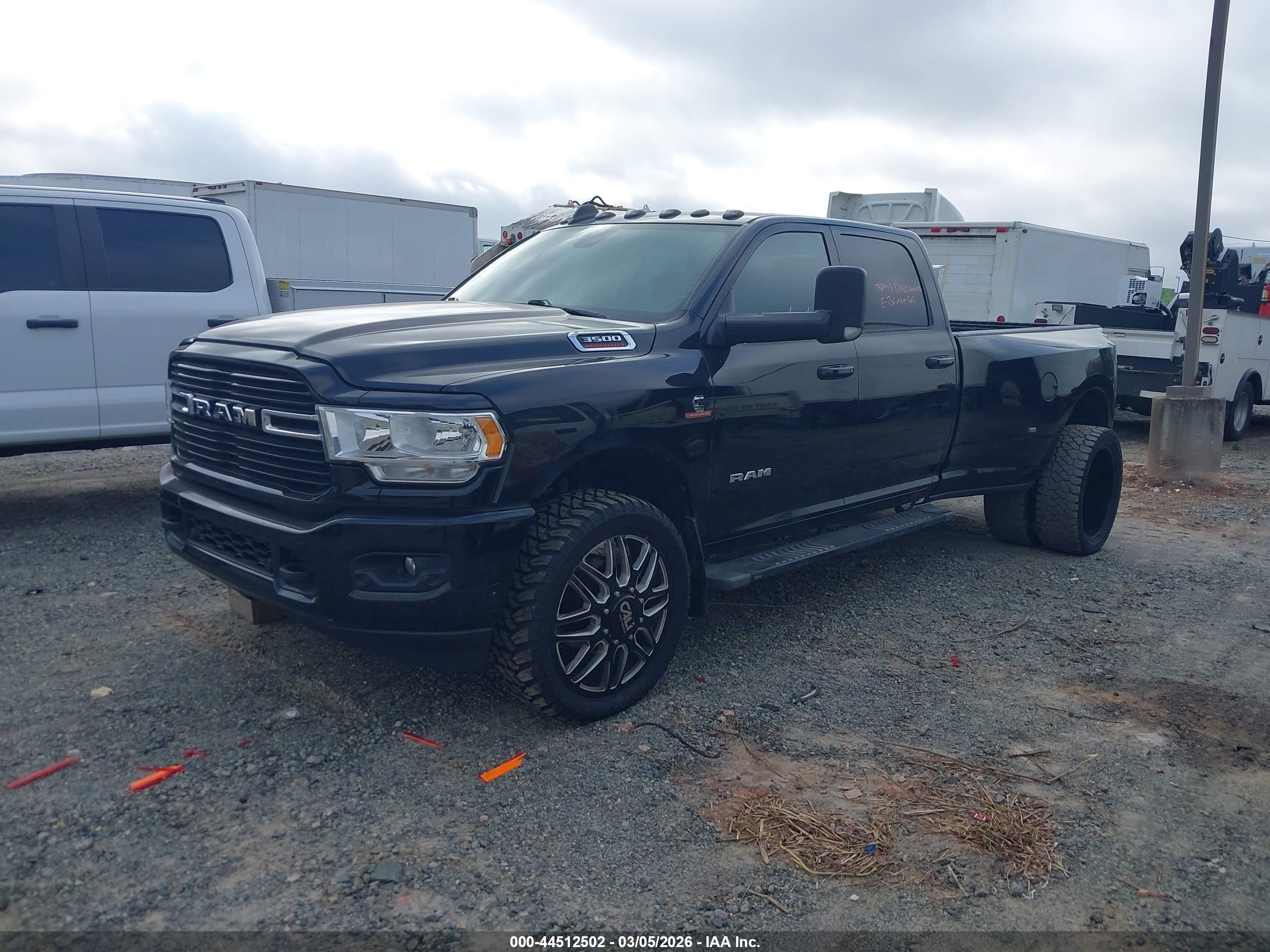 RAM 3500 image 2