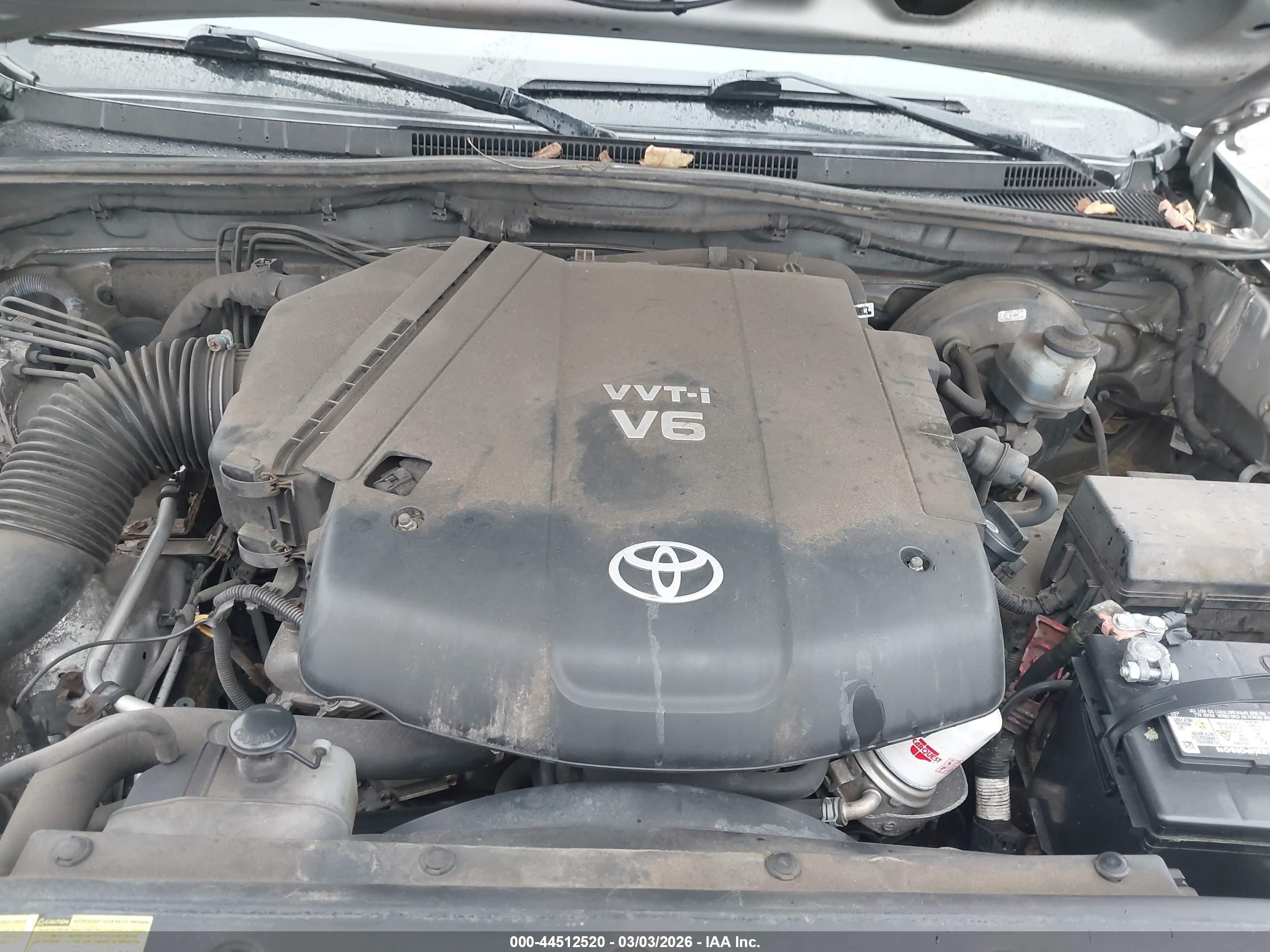 TOYOTA TACOMA image 10
