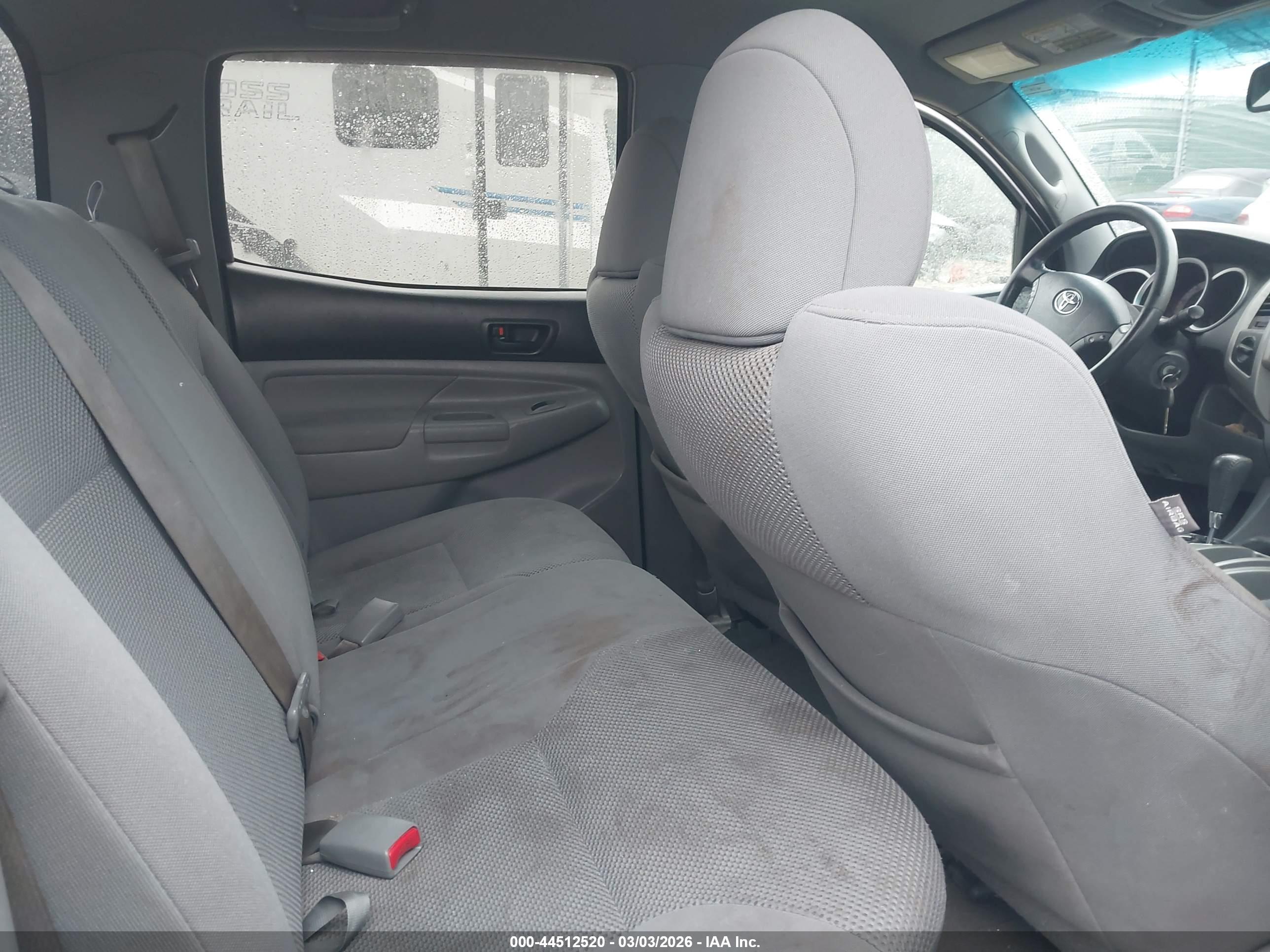 TOYOTA TACOMA image 8