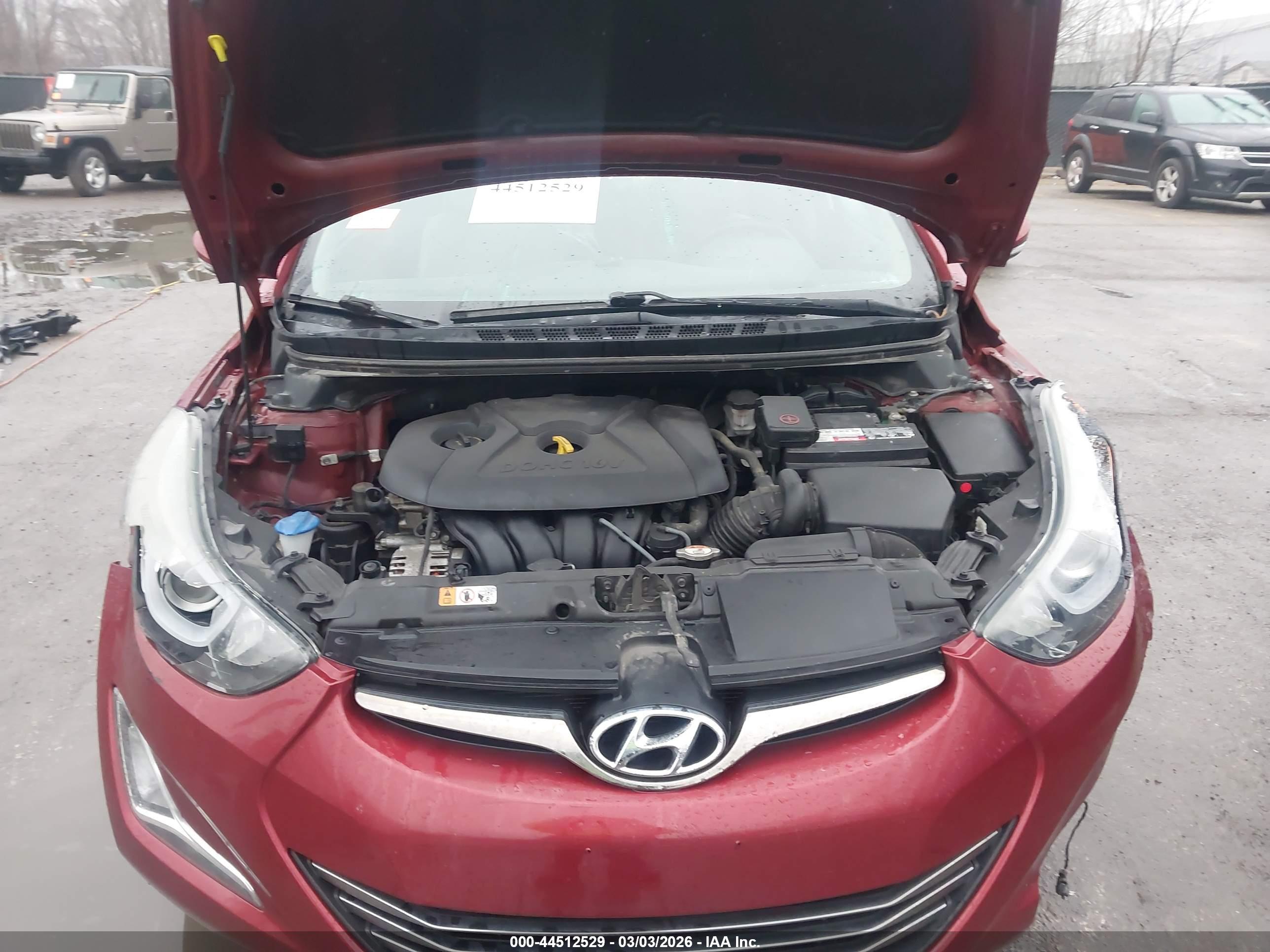 HYUNDAI ELANTRA image 10