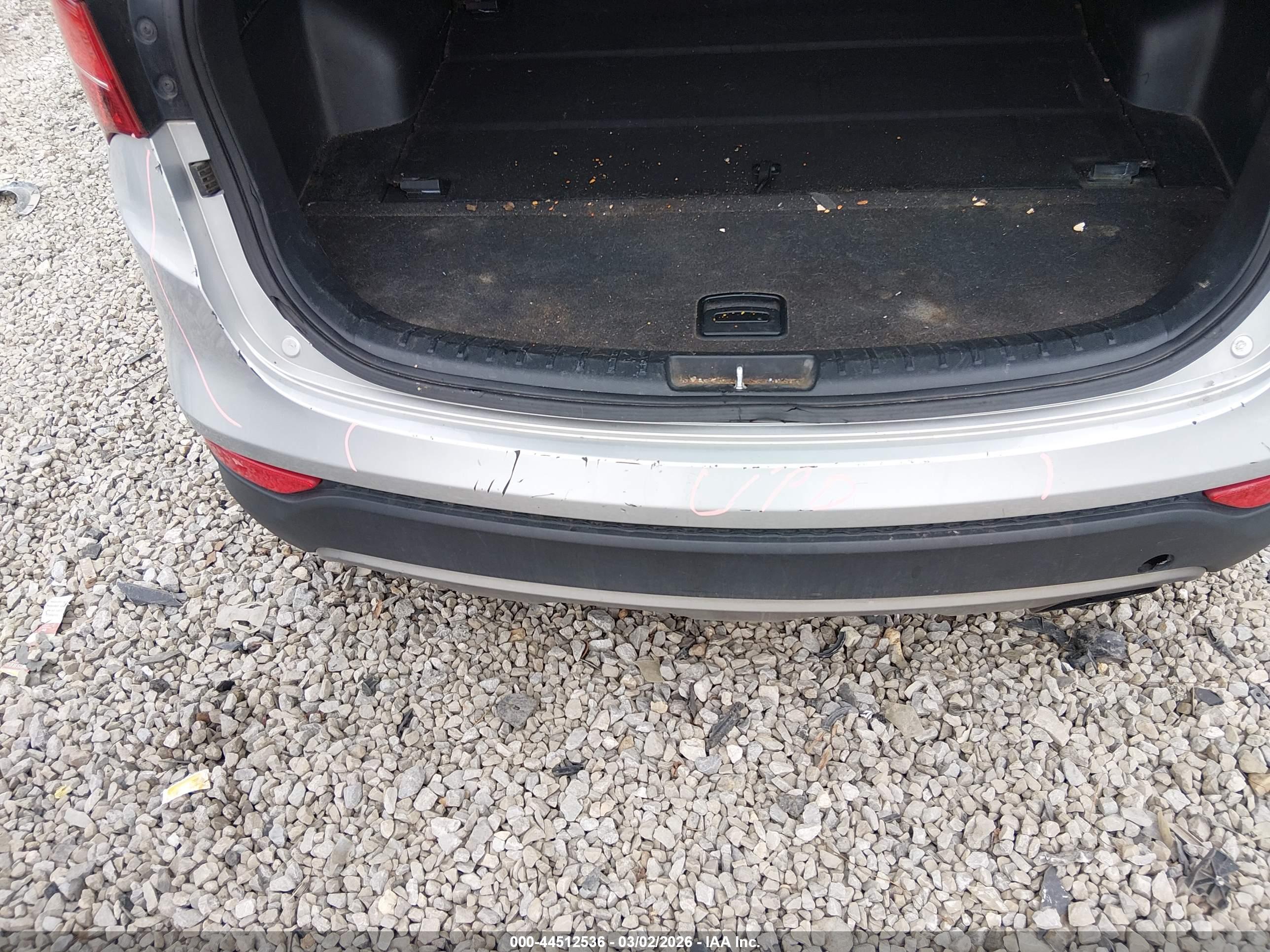 HYUNDAI SANTA image 6