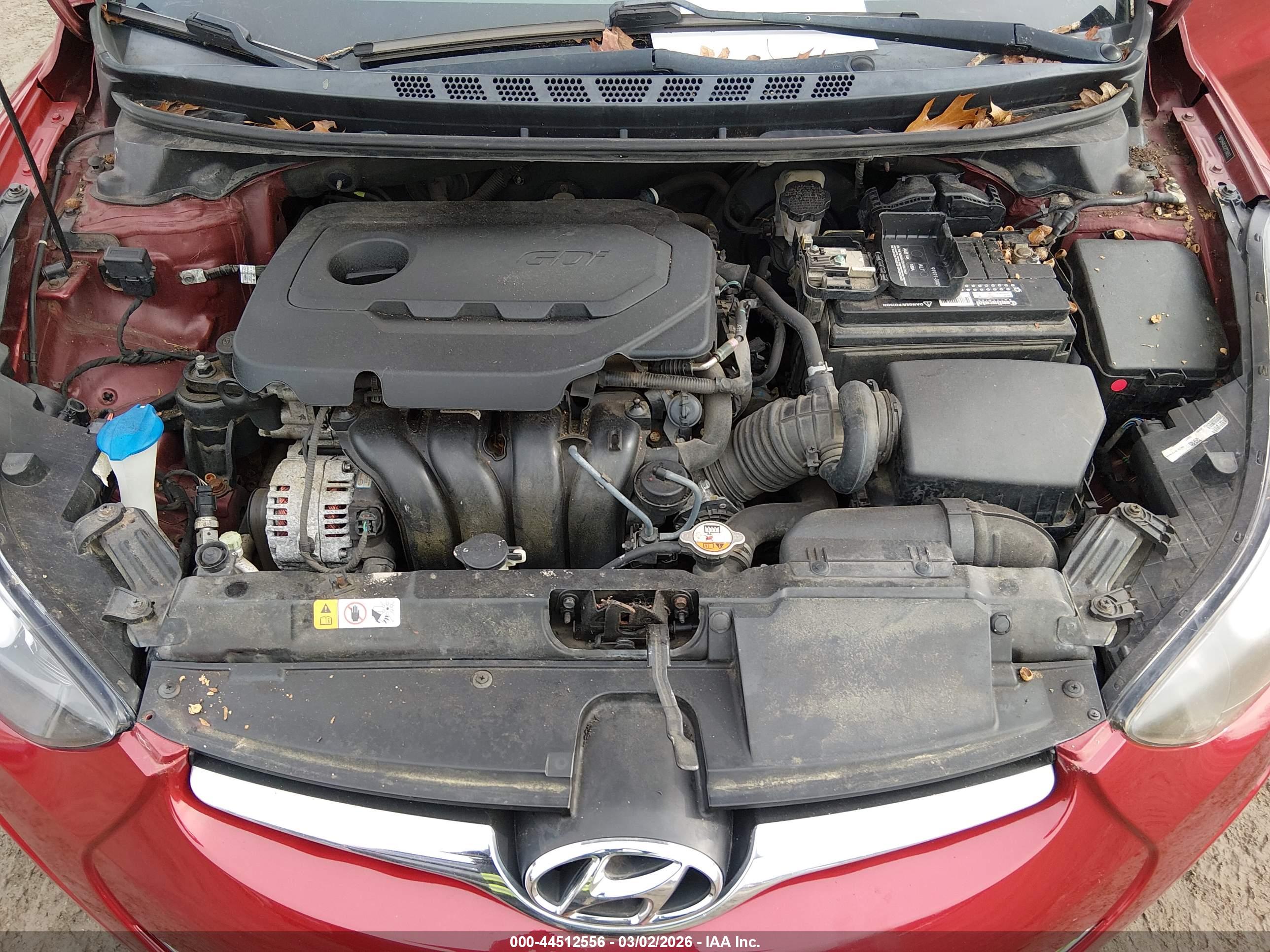 HYUNDAI ELANTRA image 10