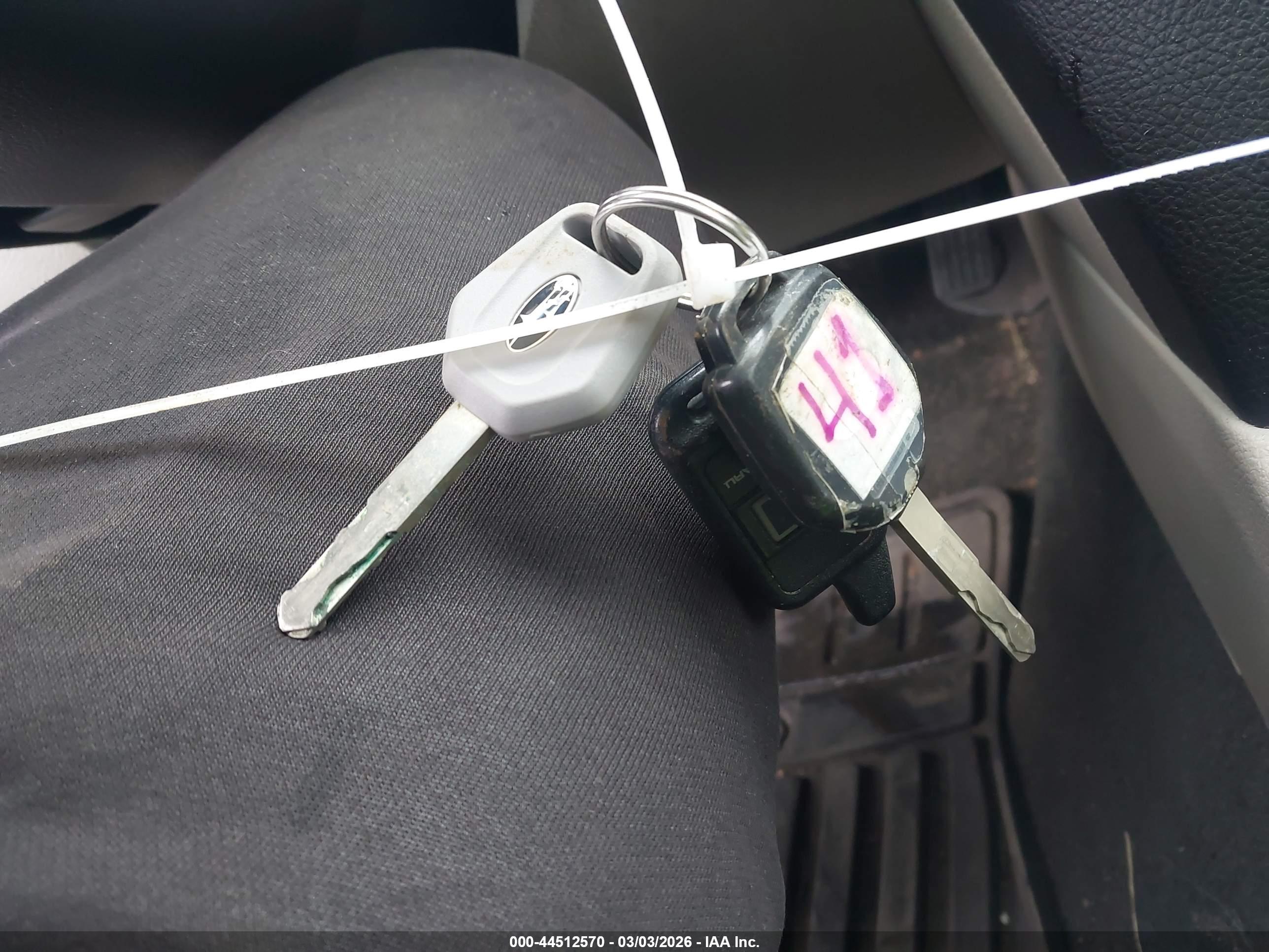 SUBARU OUTBACK image 11