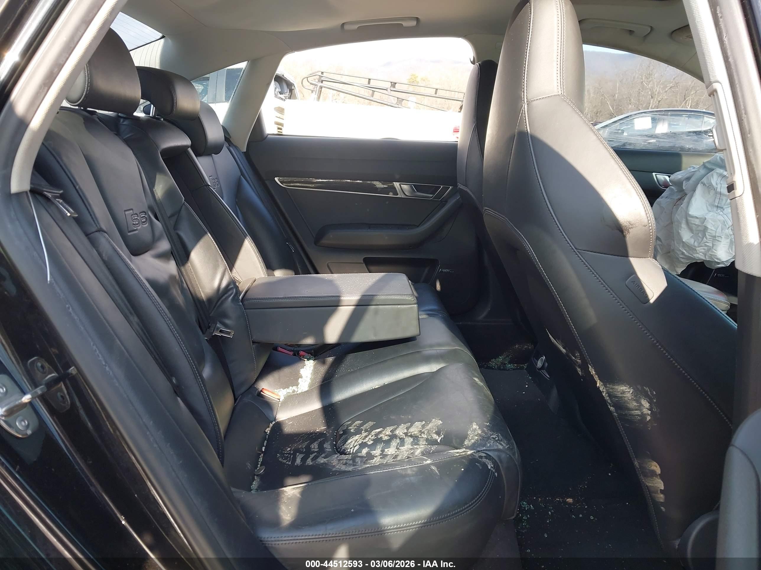 AUDI S6 image 8
