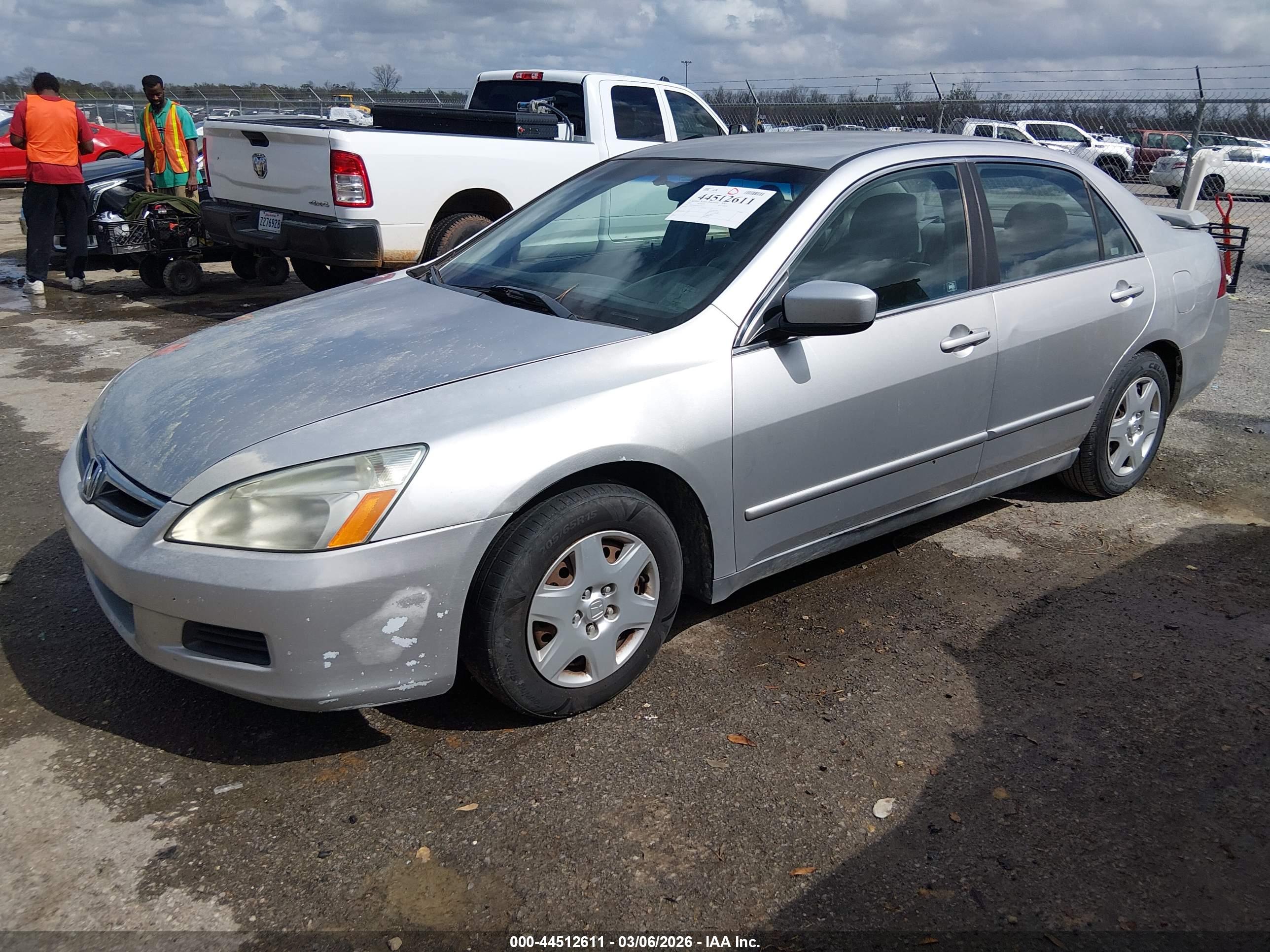 HONDA ACCORD image 2