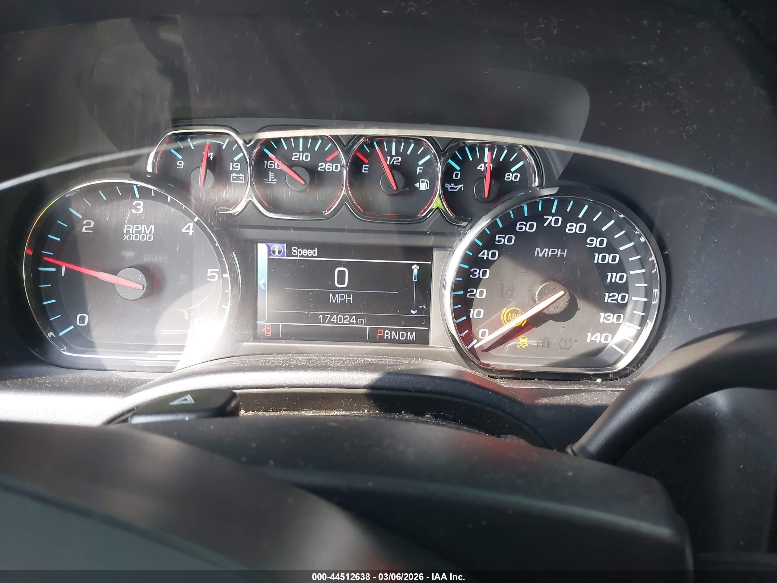 CHEVROLET SILVERADO image 7