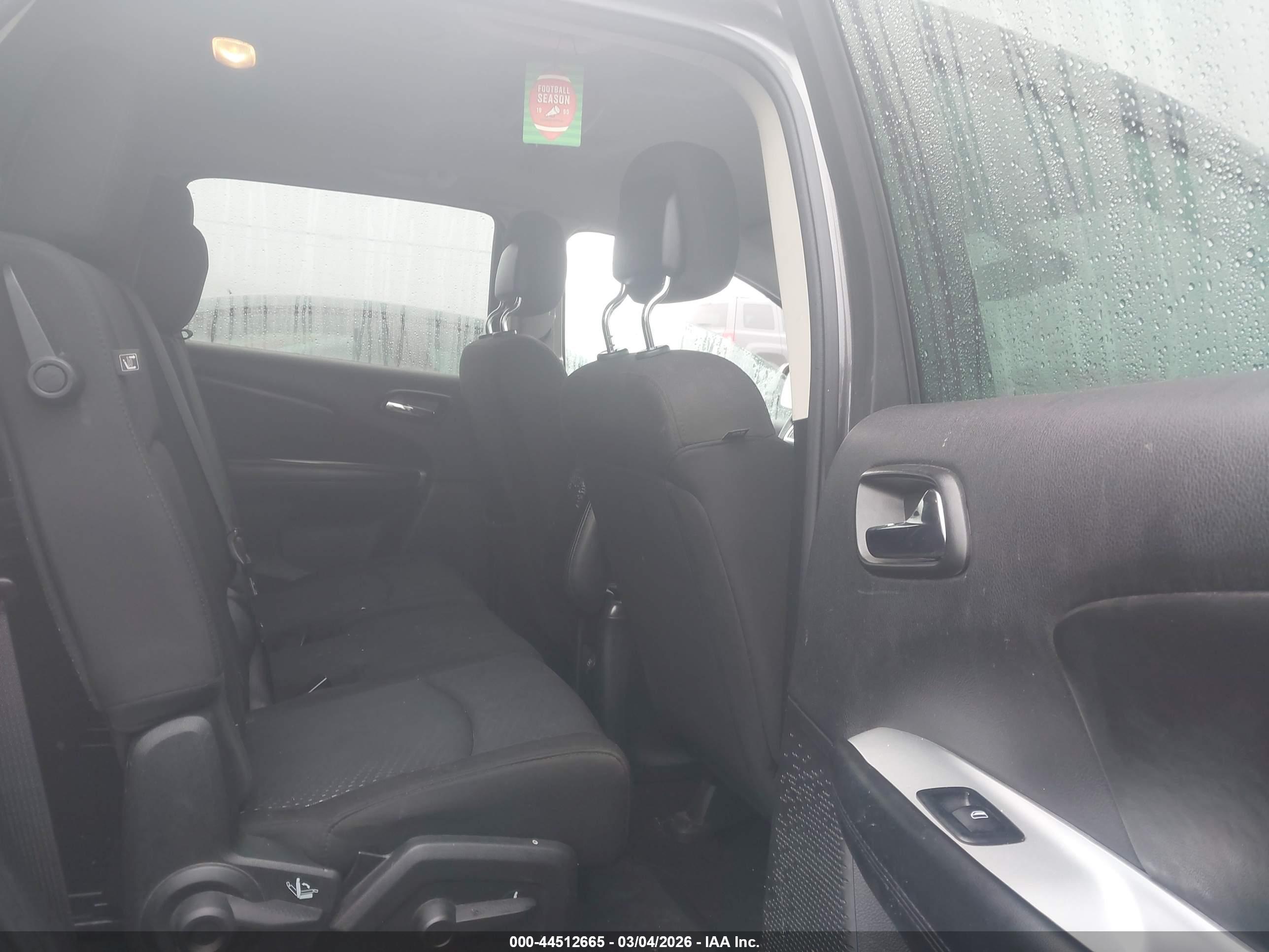 DODGE JOURNEY image 8