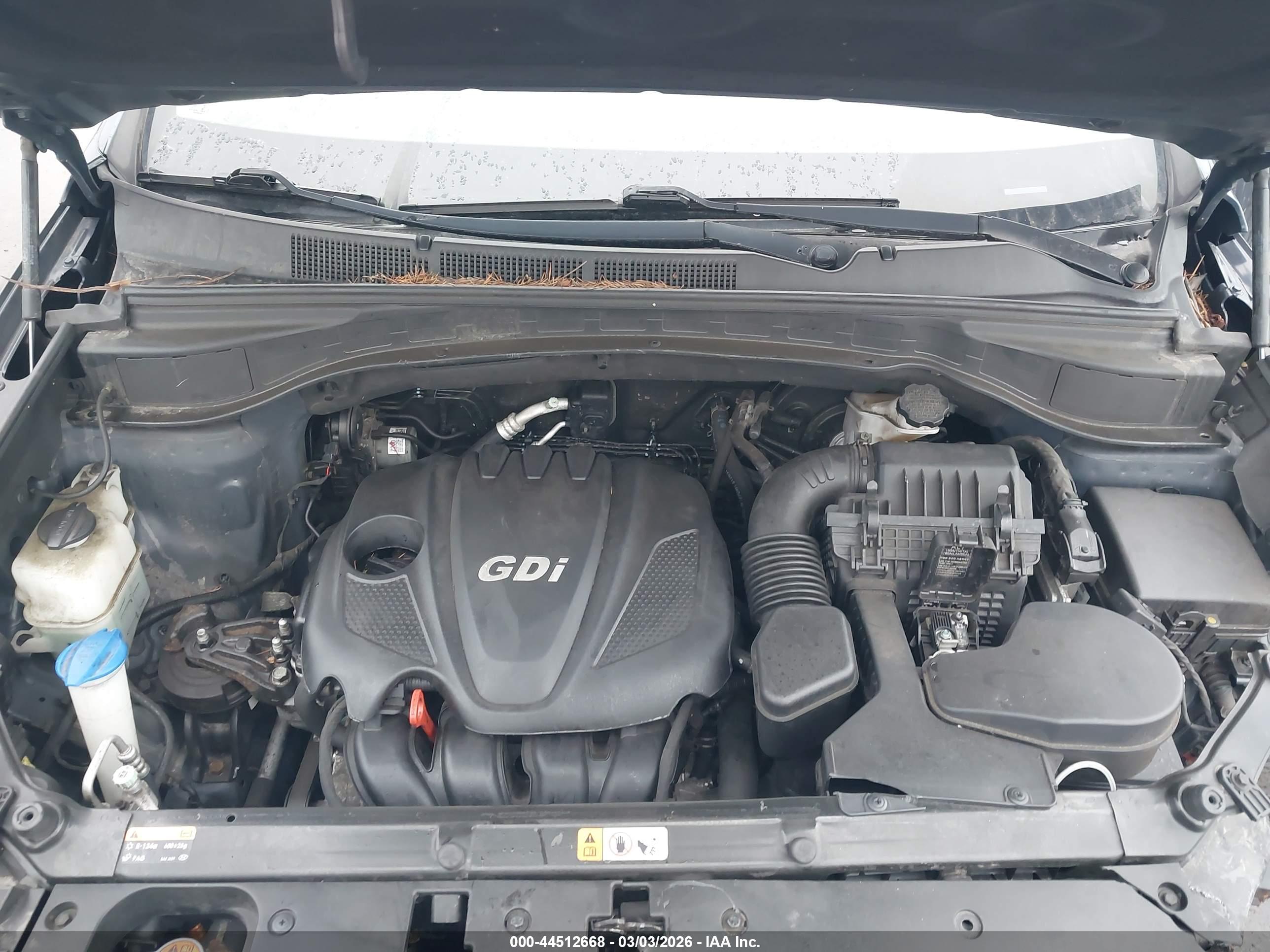 HYUNDAI SANTA image 10