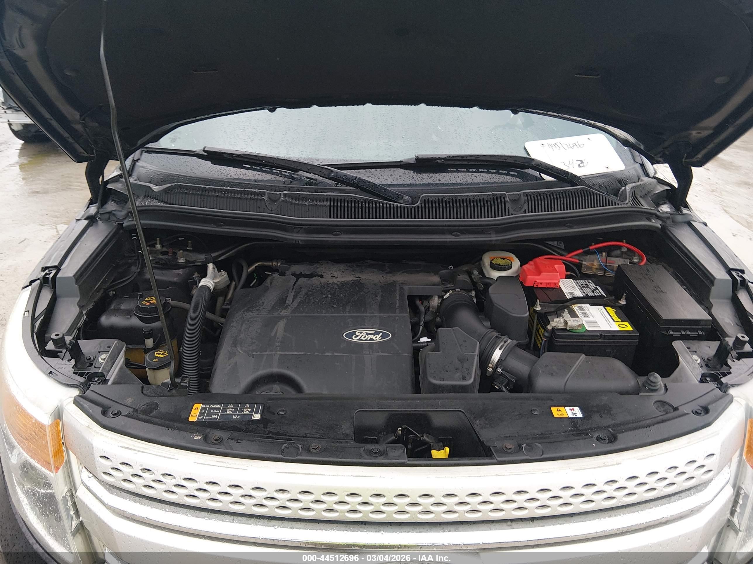 FORD EXPLORER image 10