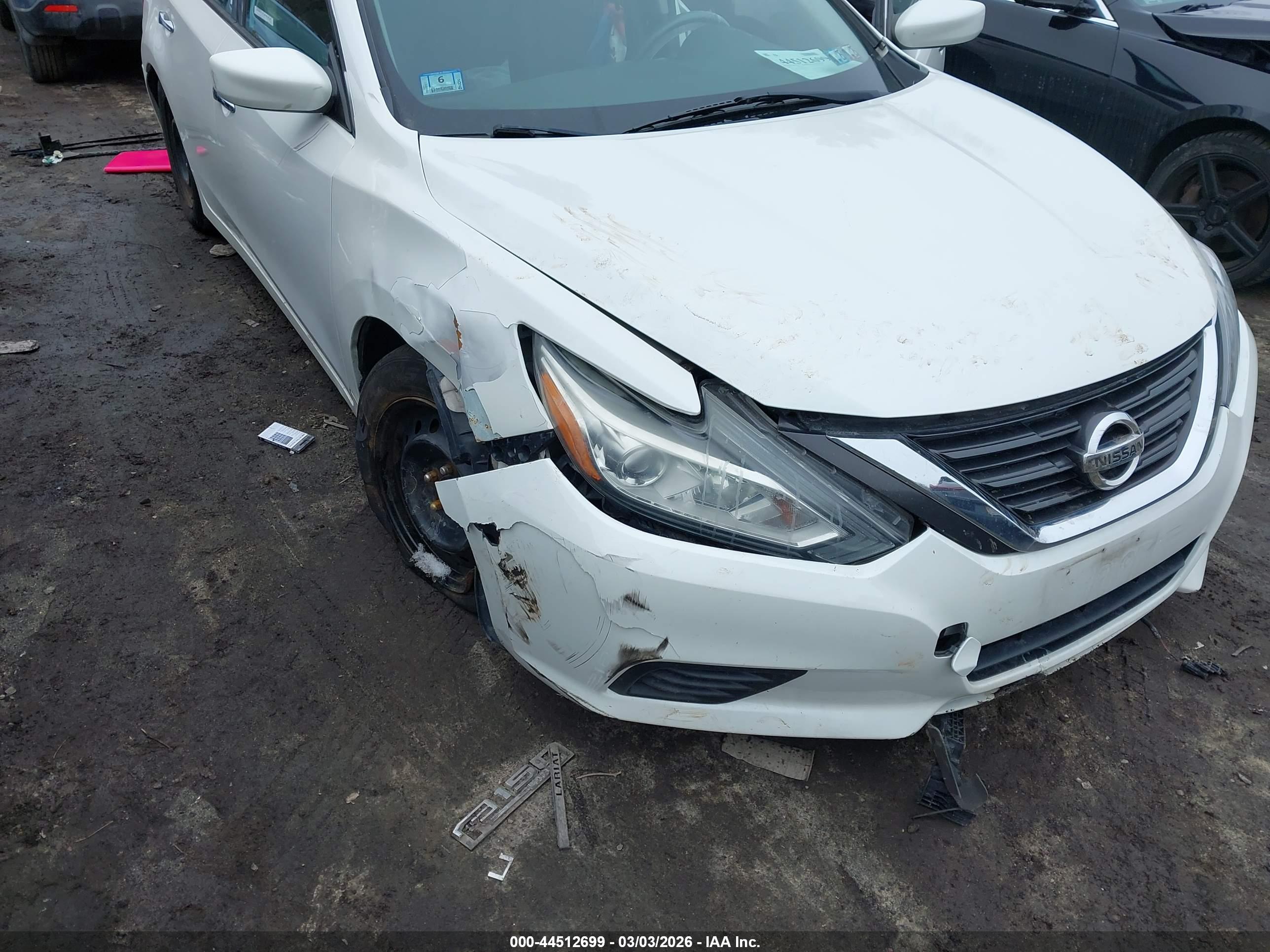 NISSAN ALTIMA image 6