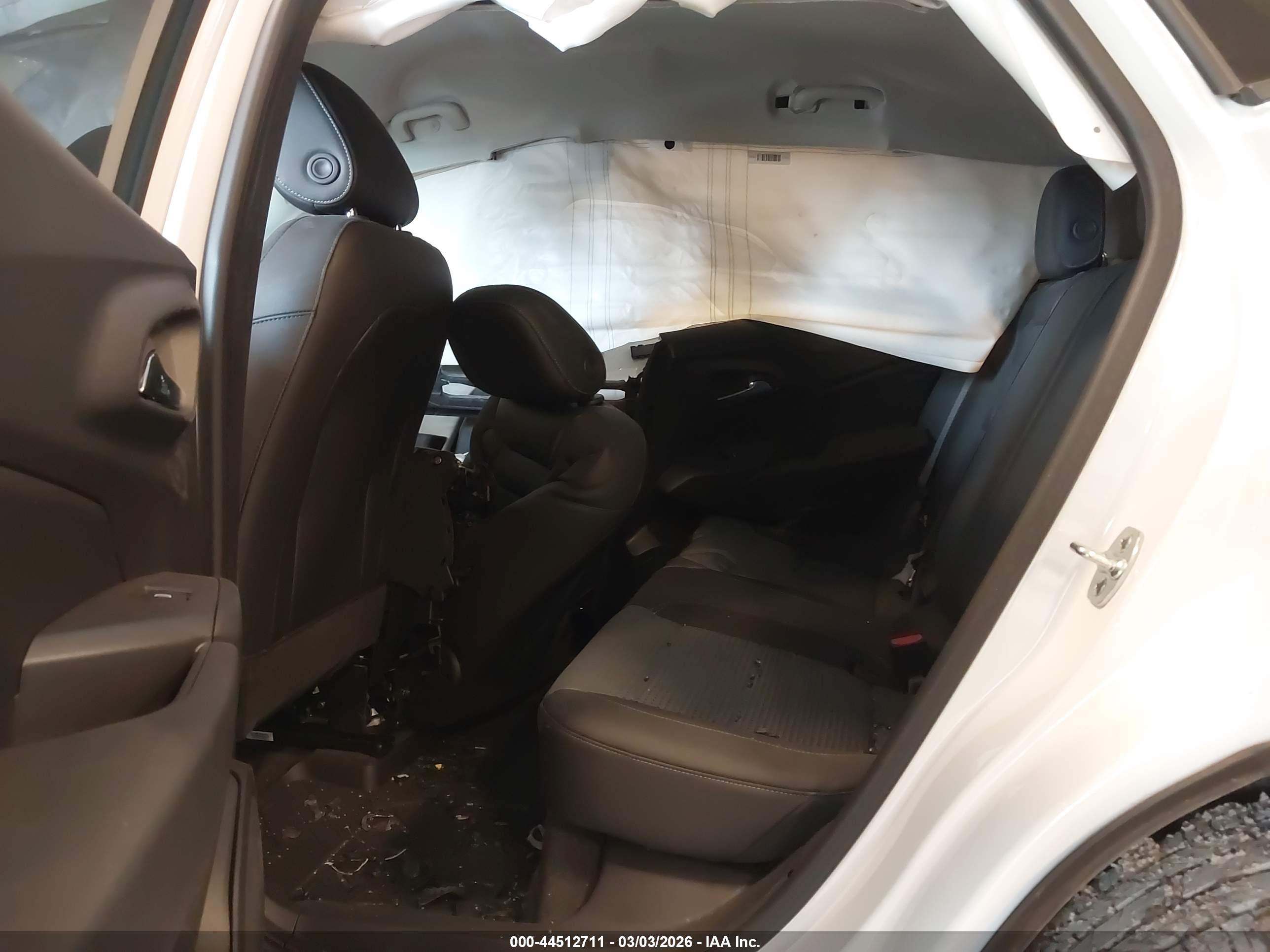 CHEVROLET TRAX image 8