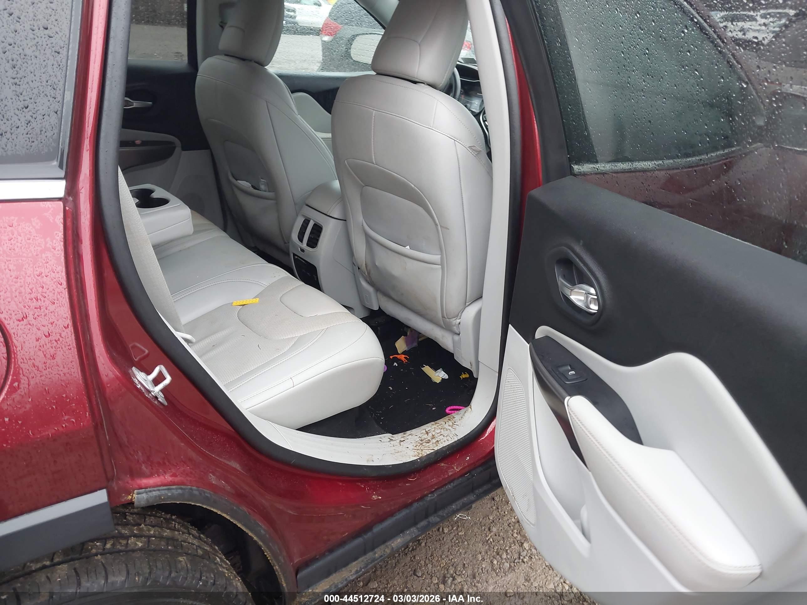 JEEP CHEROKEE image 8