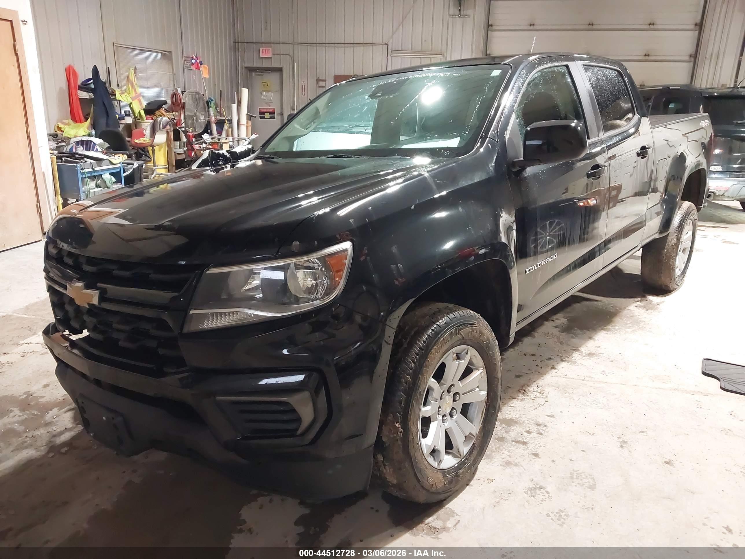 CHEVROLET COLORADO image 2