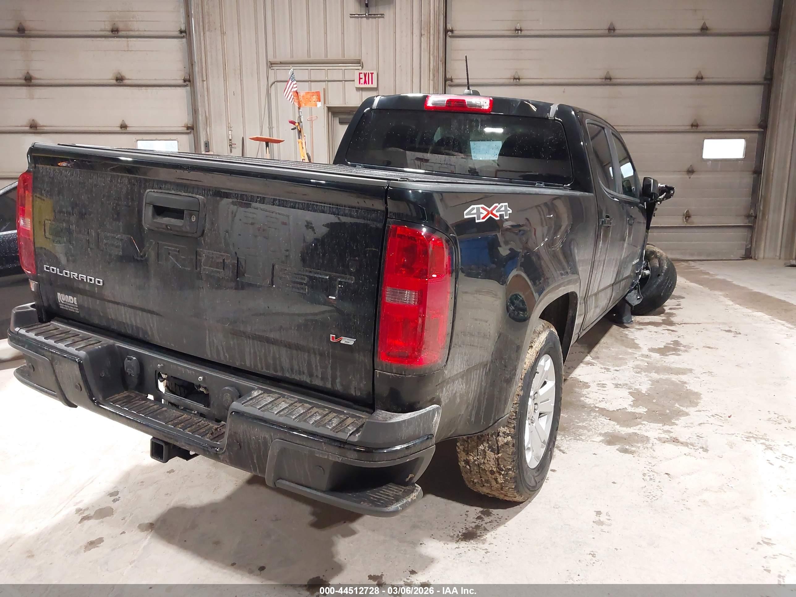 CHEVROLET COLORADO image 4