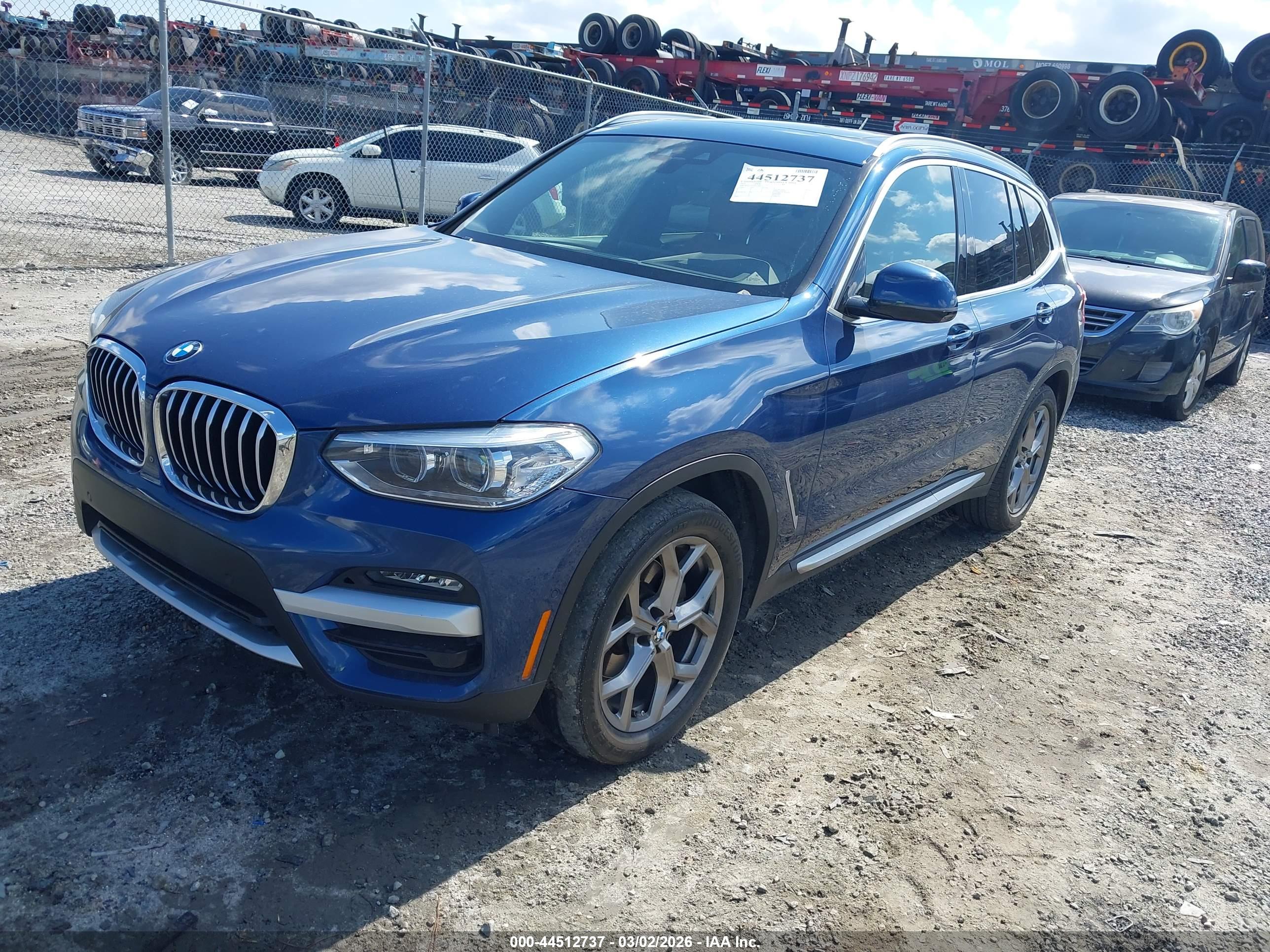 BMW X3 image 2