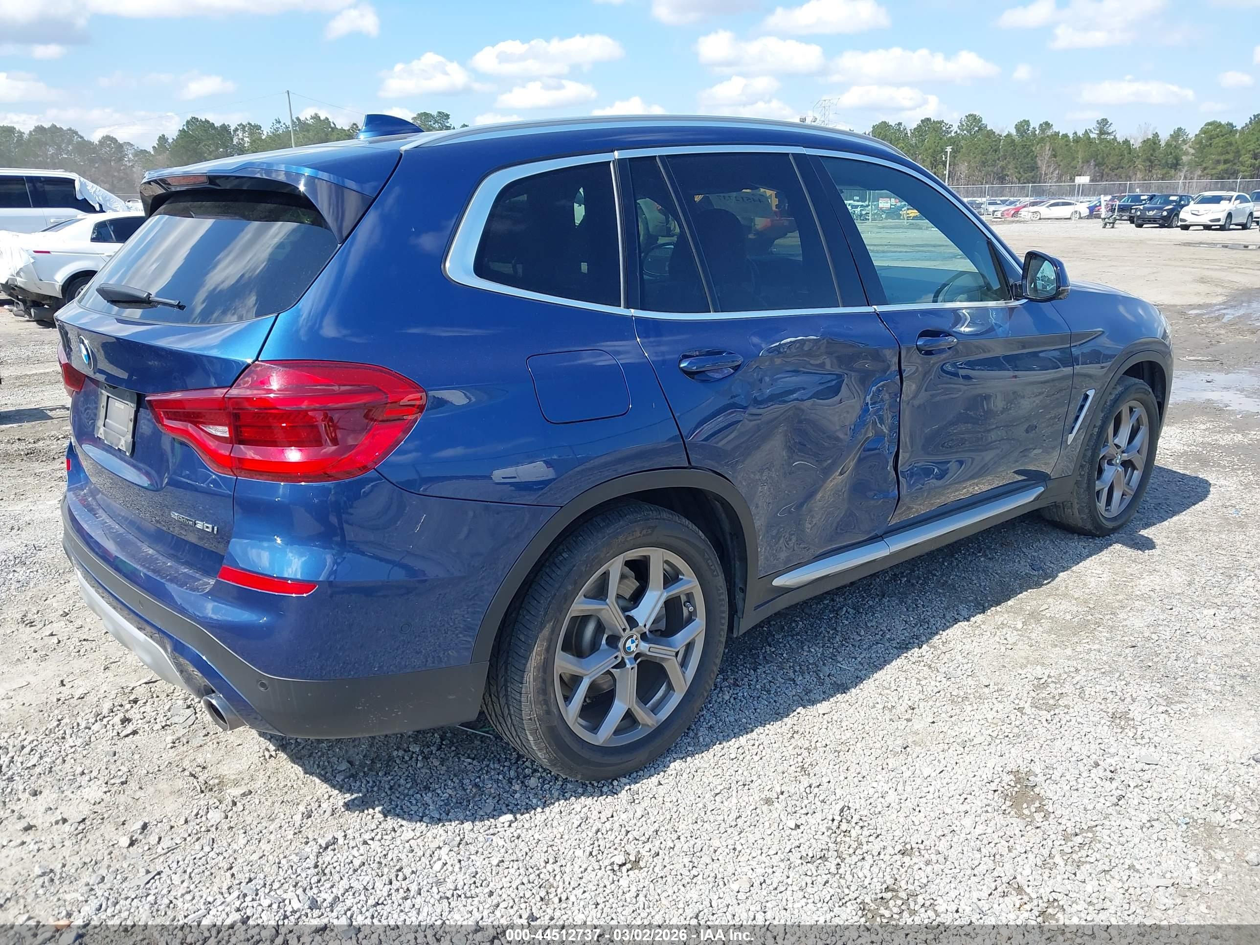 BMW X3 image 4