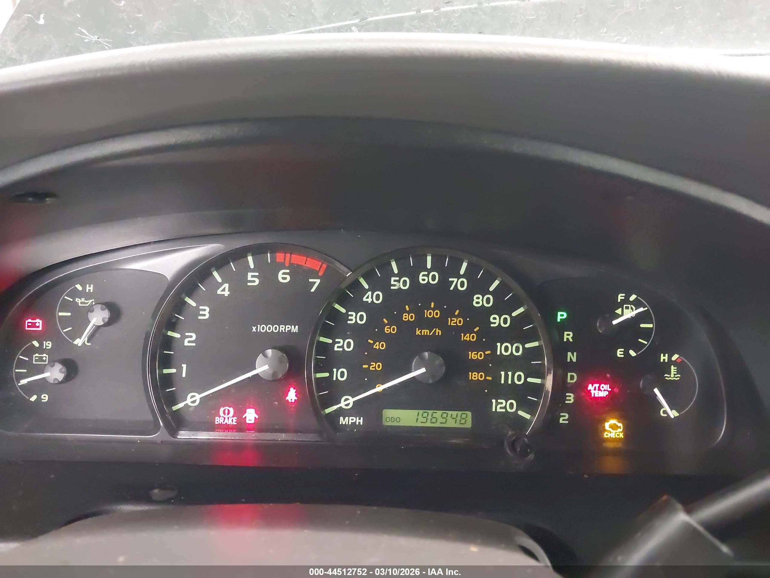 TOYOTA SEQUOIA image 7