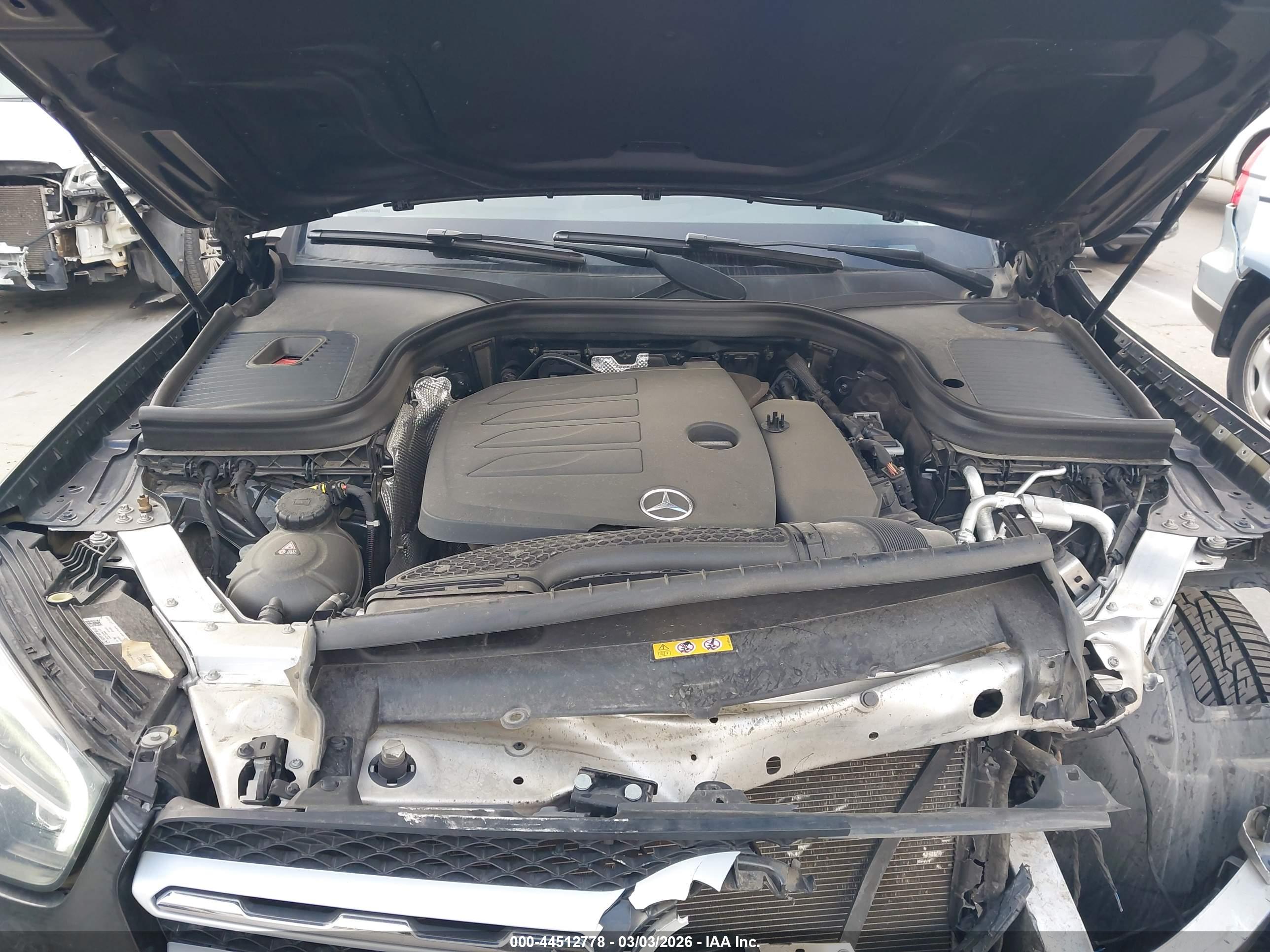 MERCEDES-BENZ GLC image 10