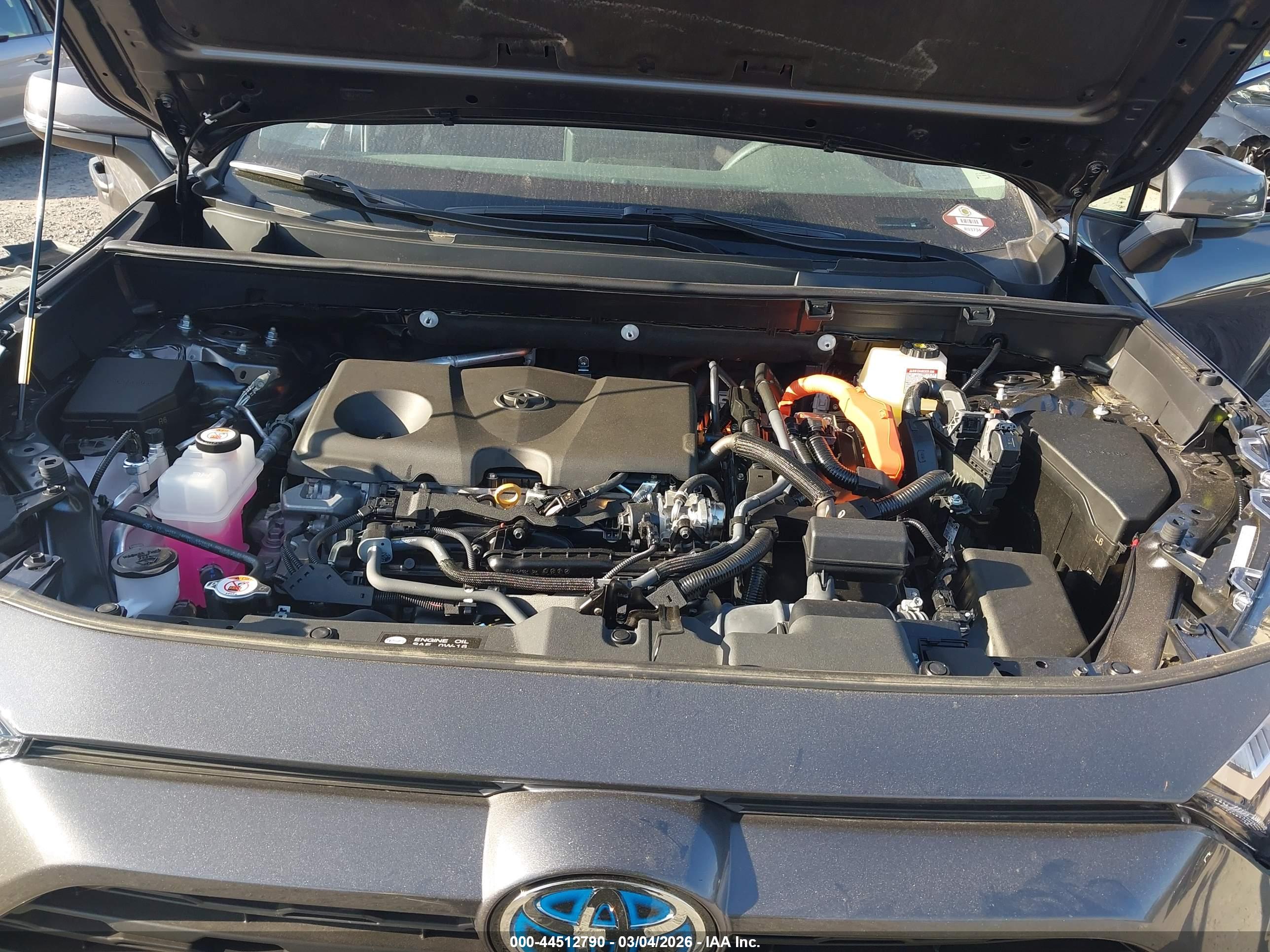 TOYOTA RAV4 image 10