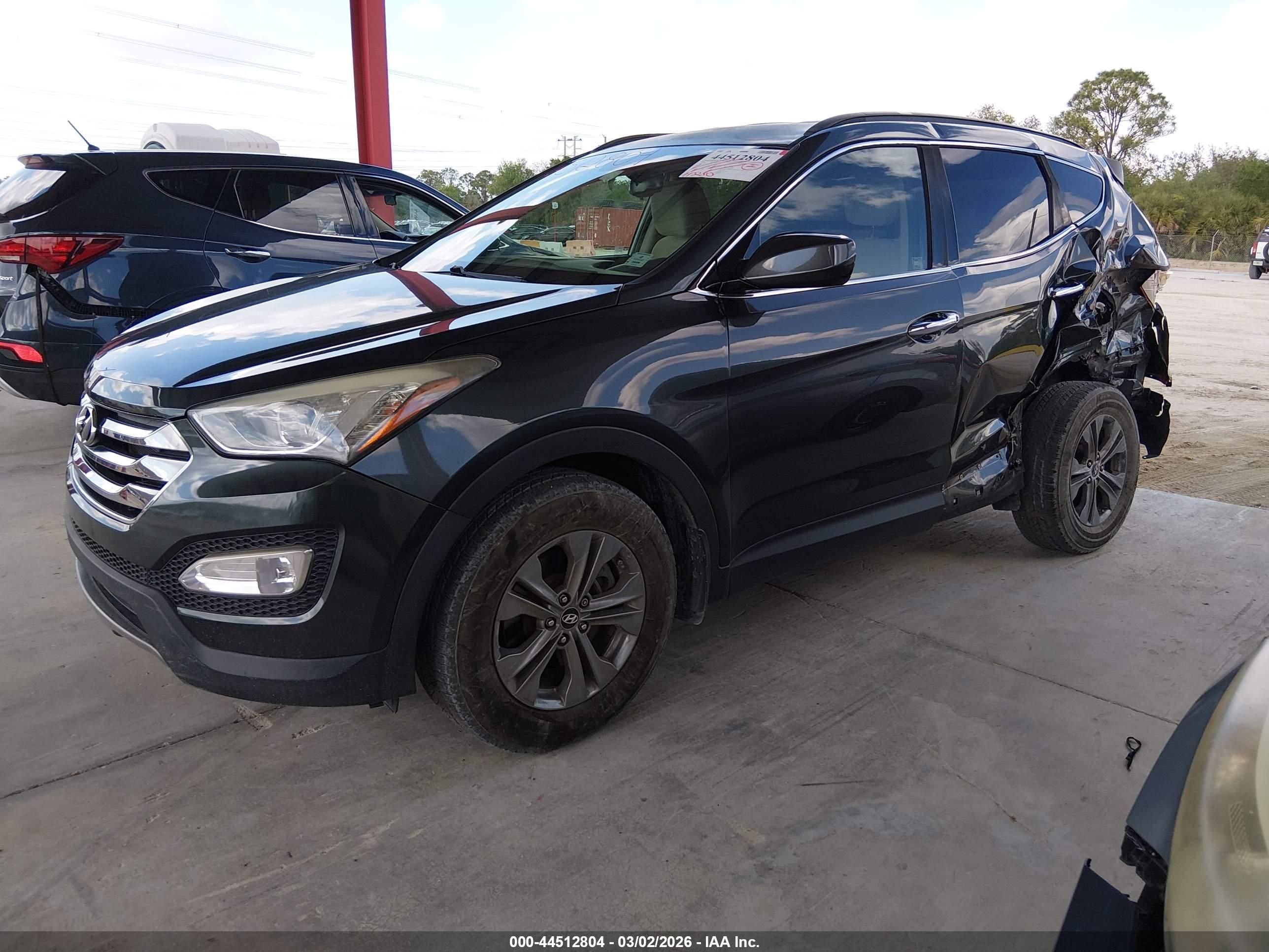 HYUNDAI SANTA image 2
