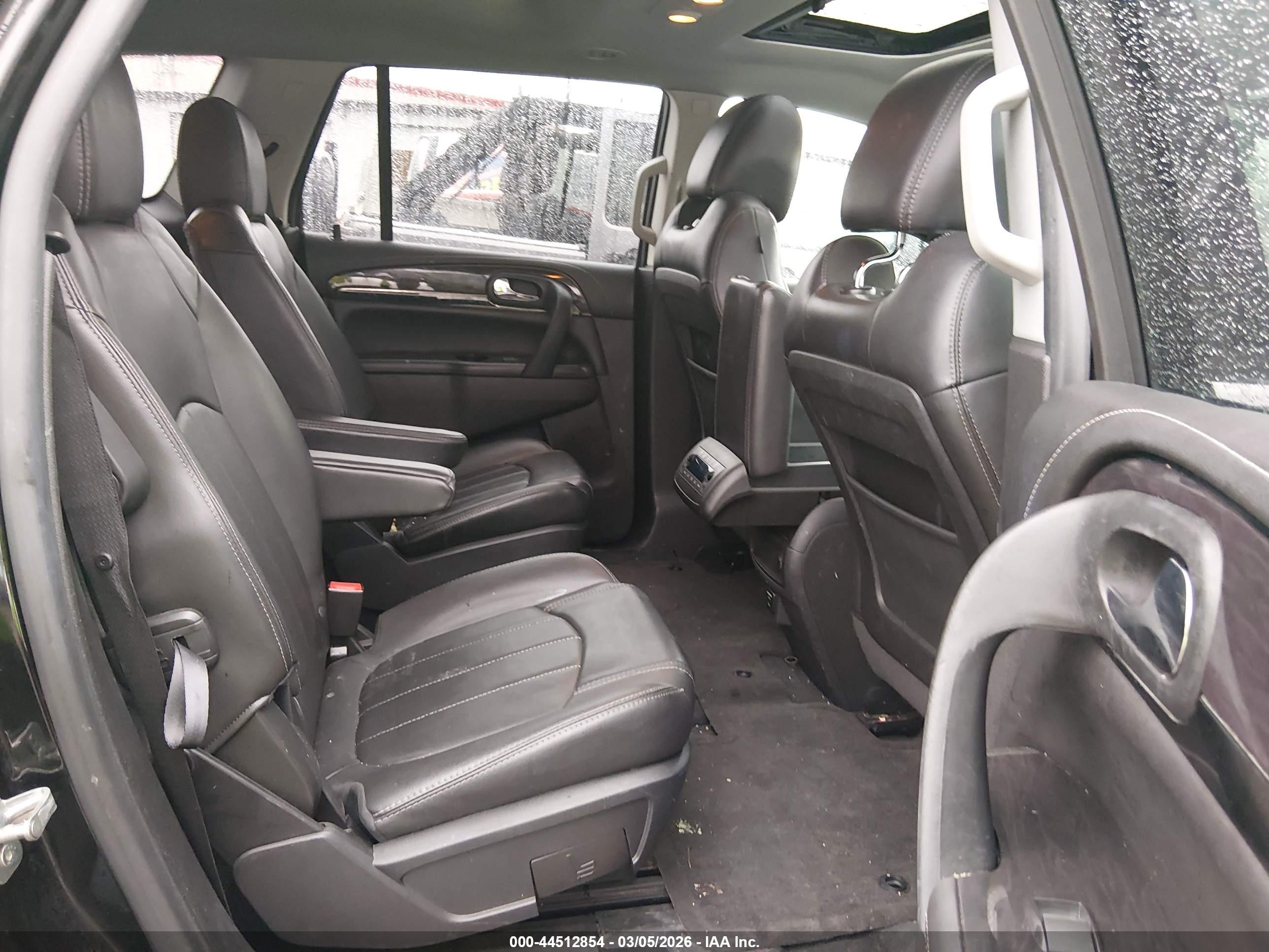 BUICK ENCLAVE image 8