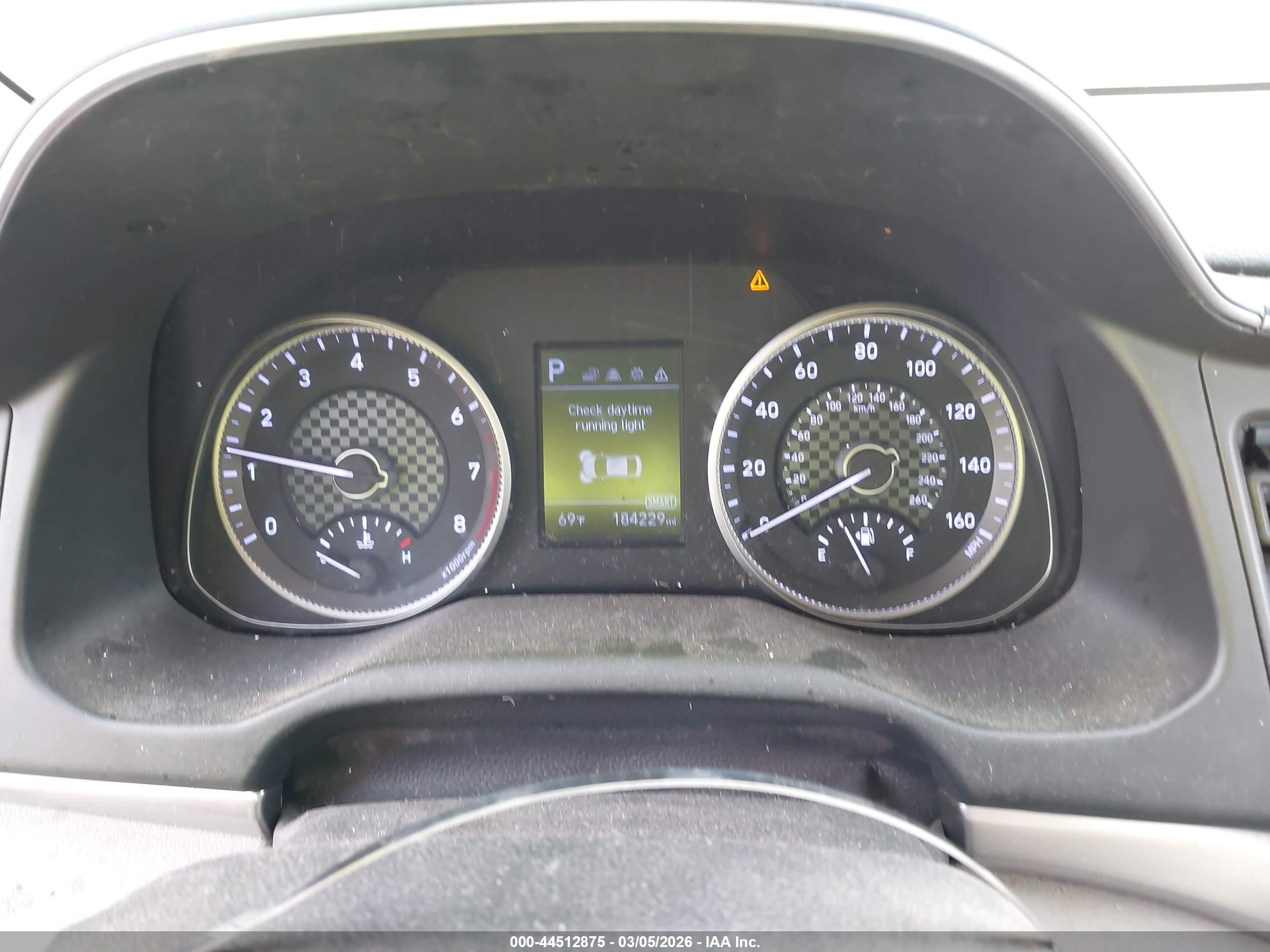HYUNDAI ELANTRA image 7