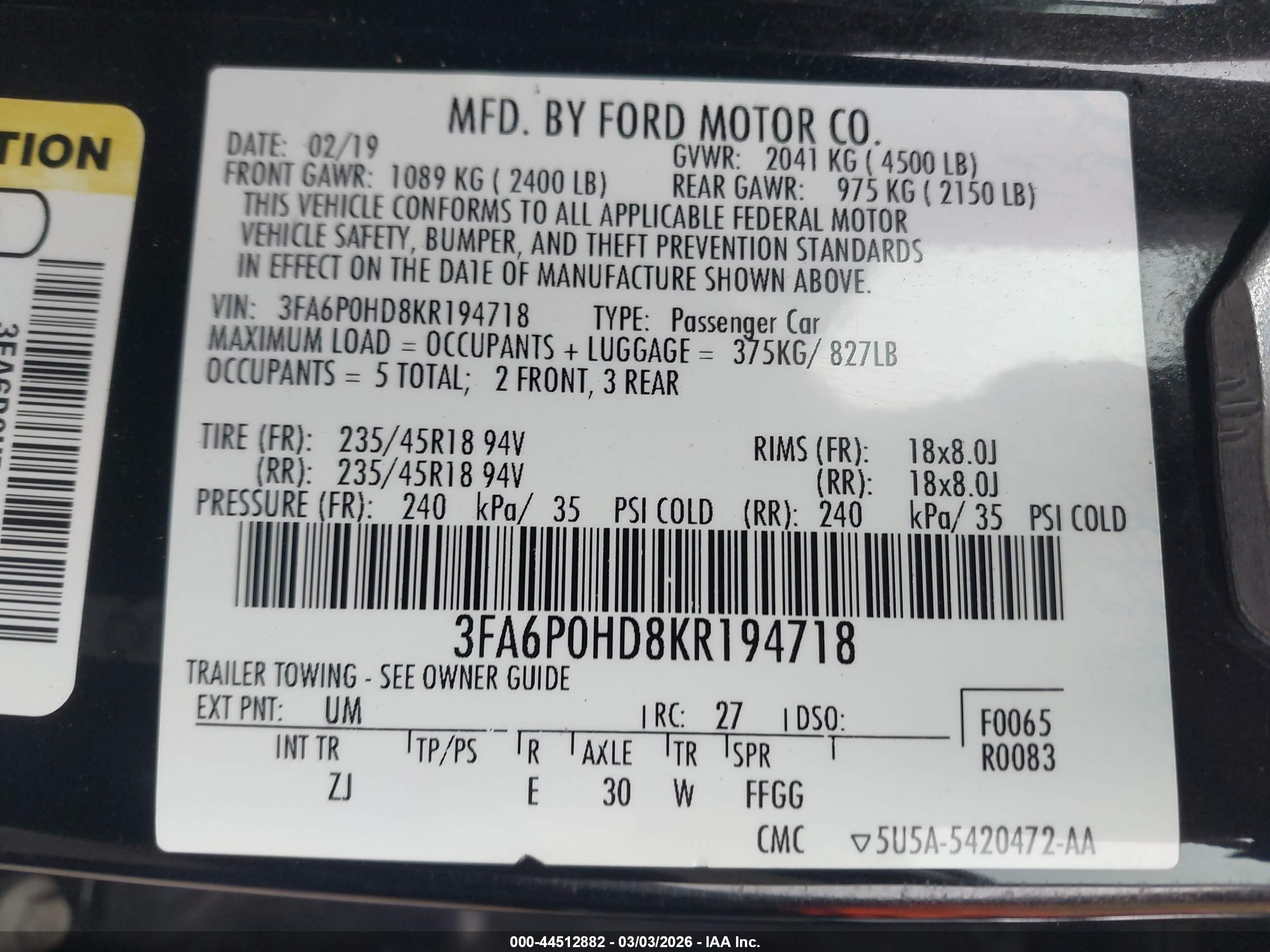 FORD FUSION image 9