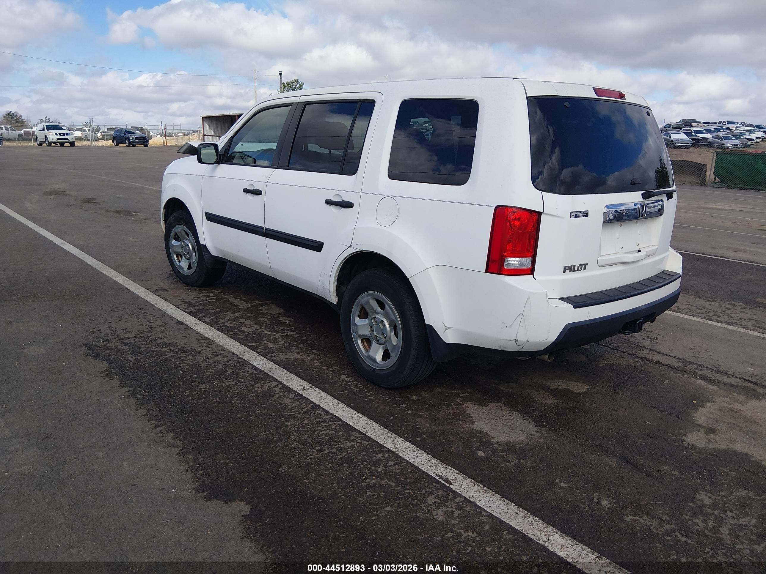 HONDA PILOT image 3