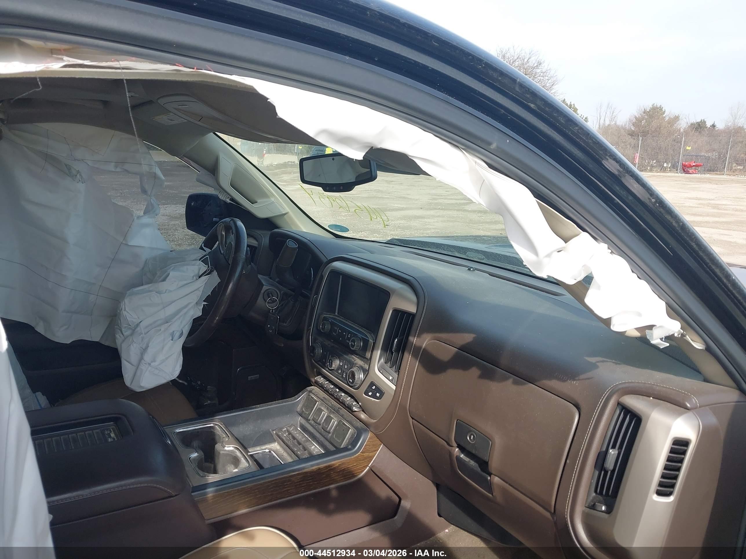 GMC SIERRA image 5