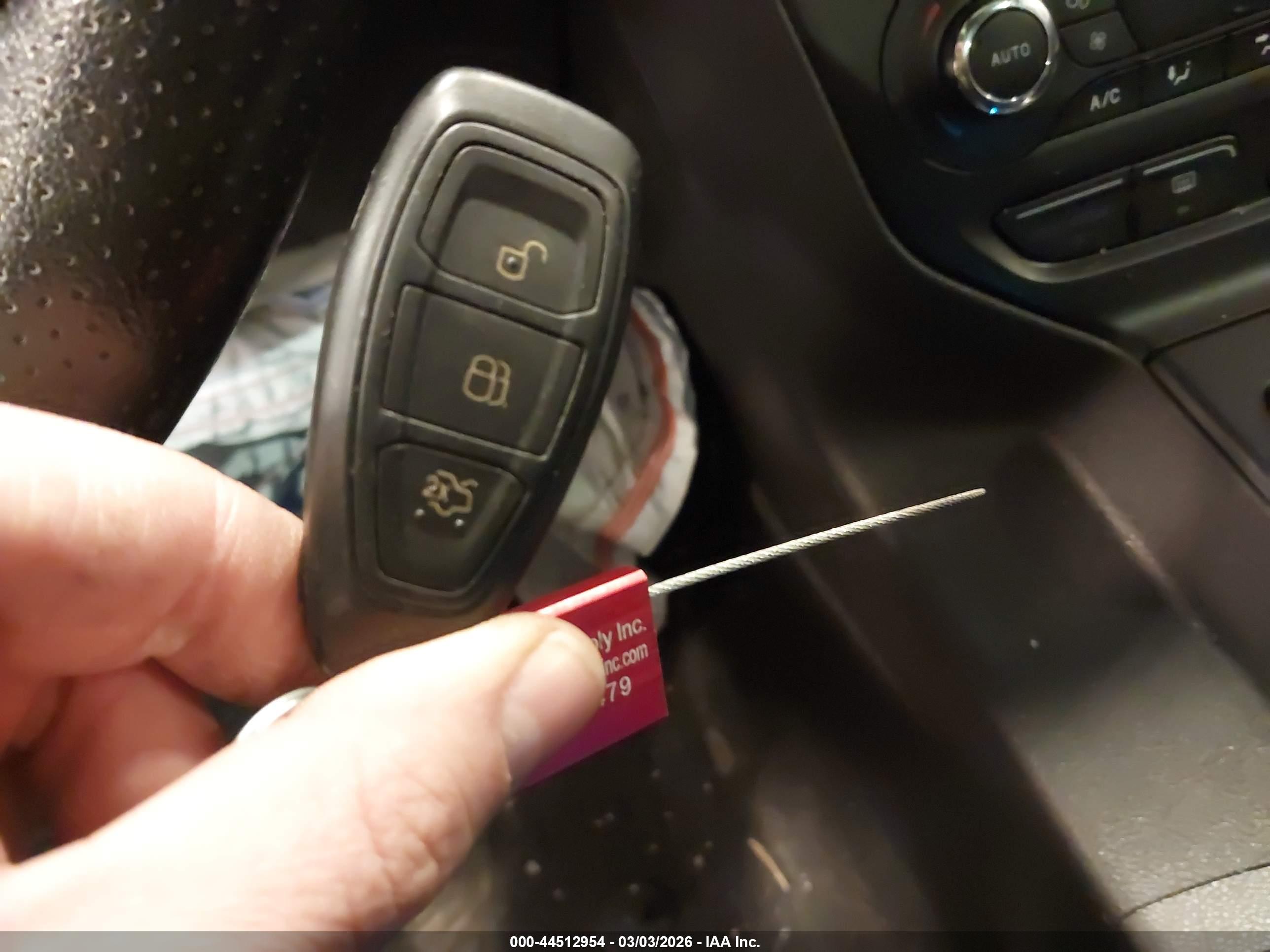 FORD FOCUS image 11