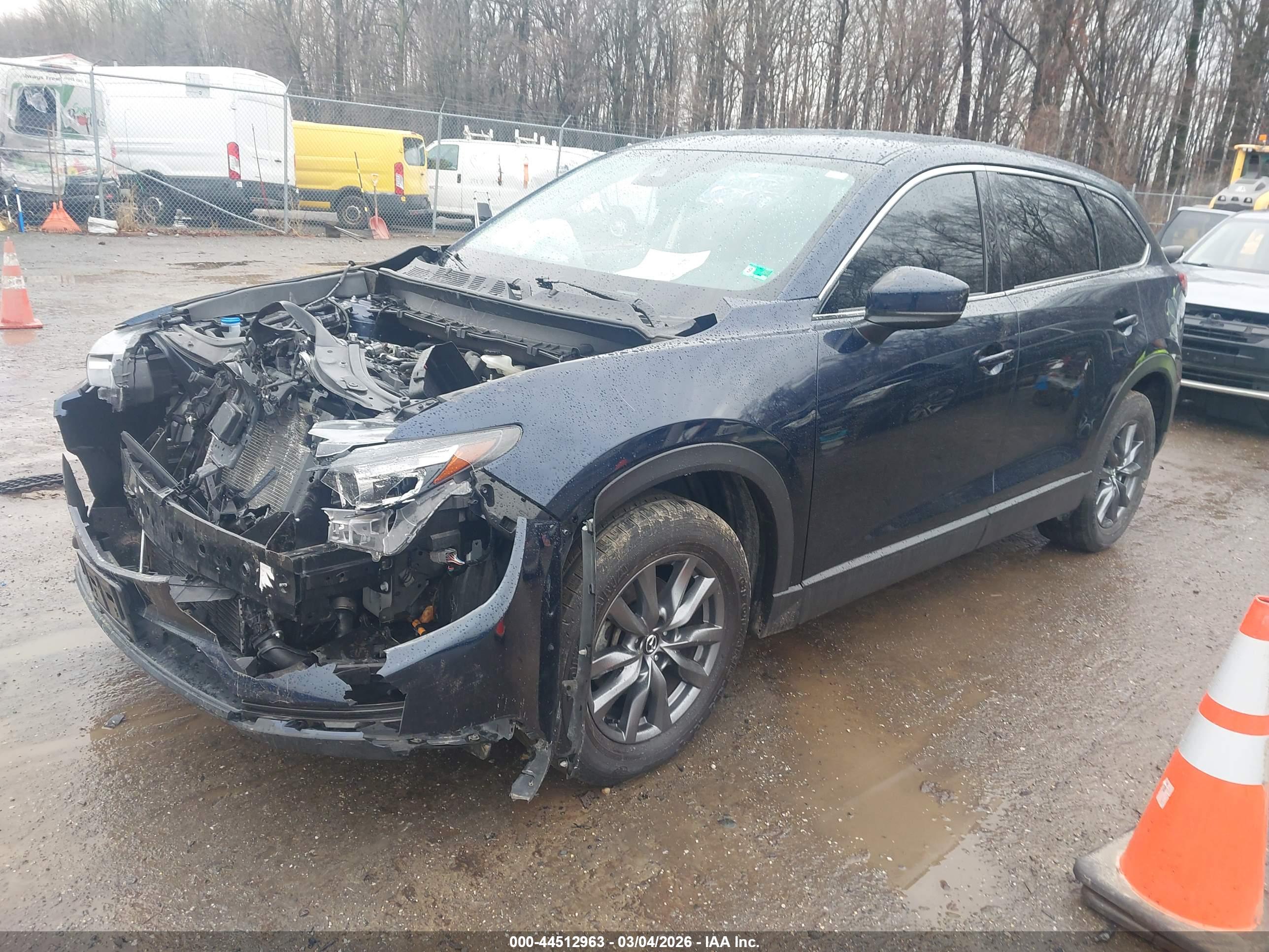 MAZDA CX-9 image 2