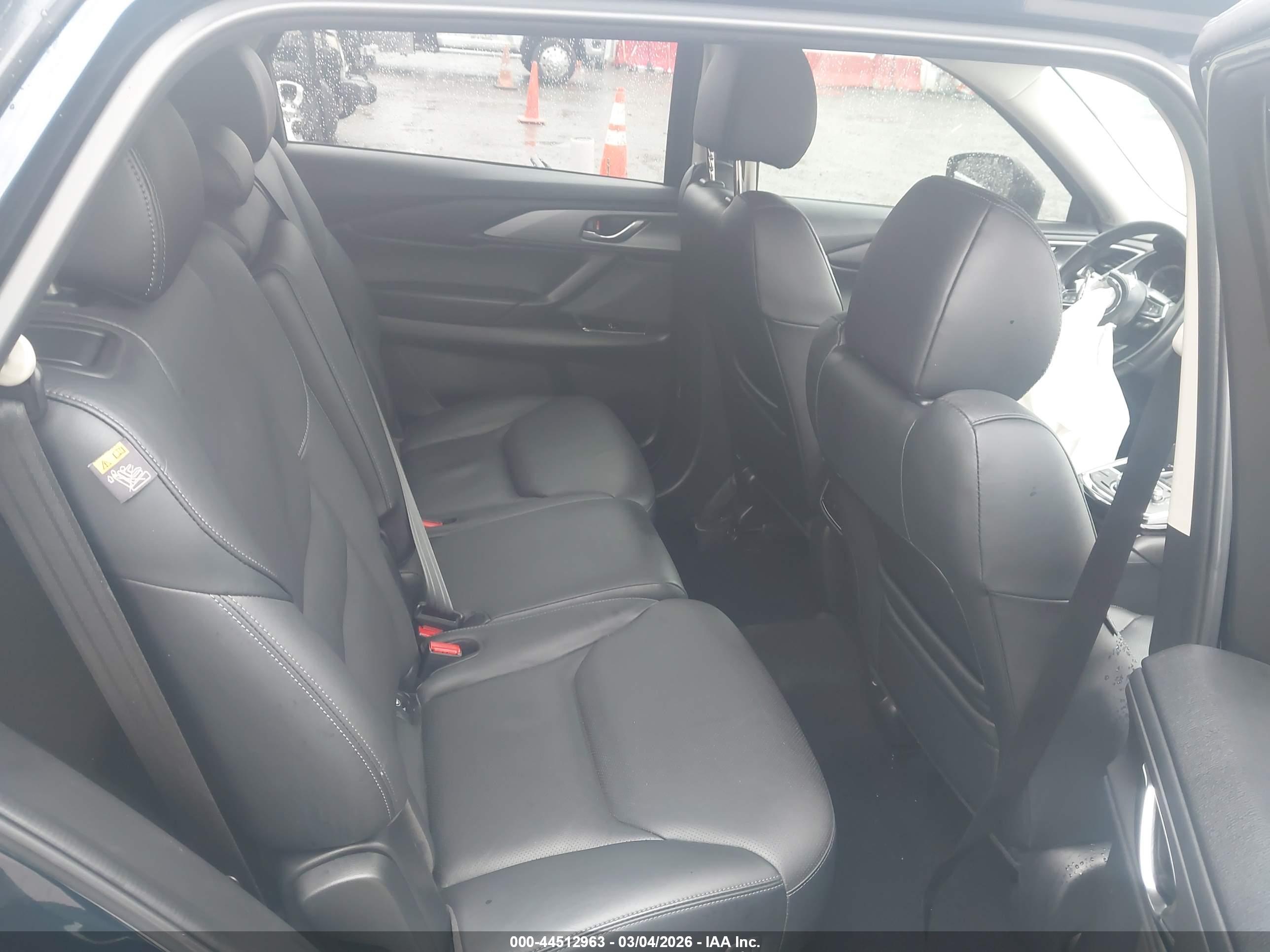 MAZDA CX-9 image 8