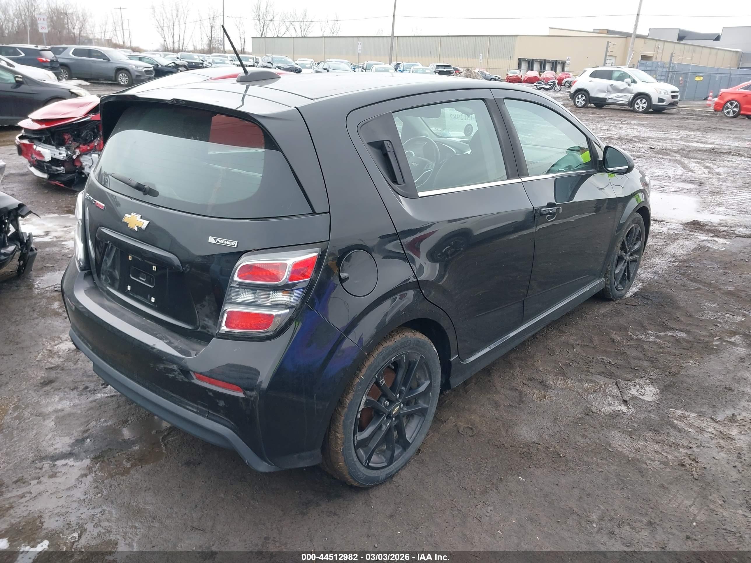 CHEVROLET SONIC image 4