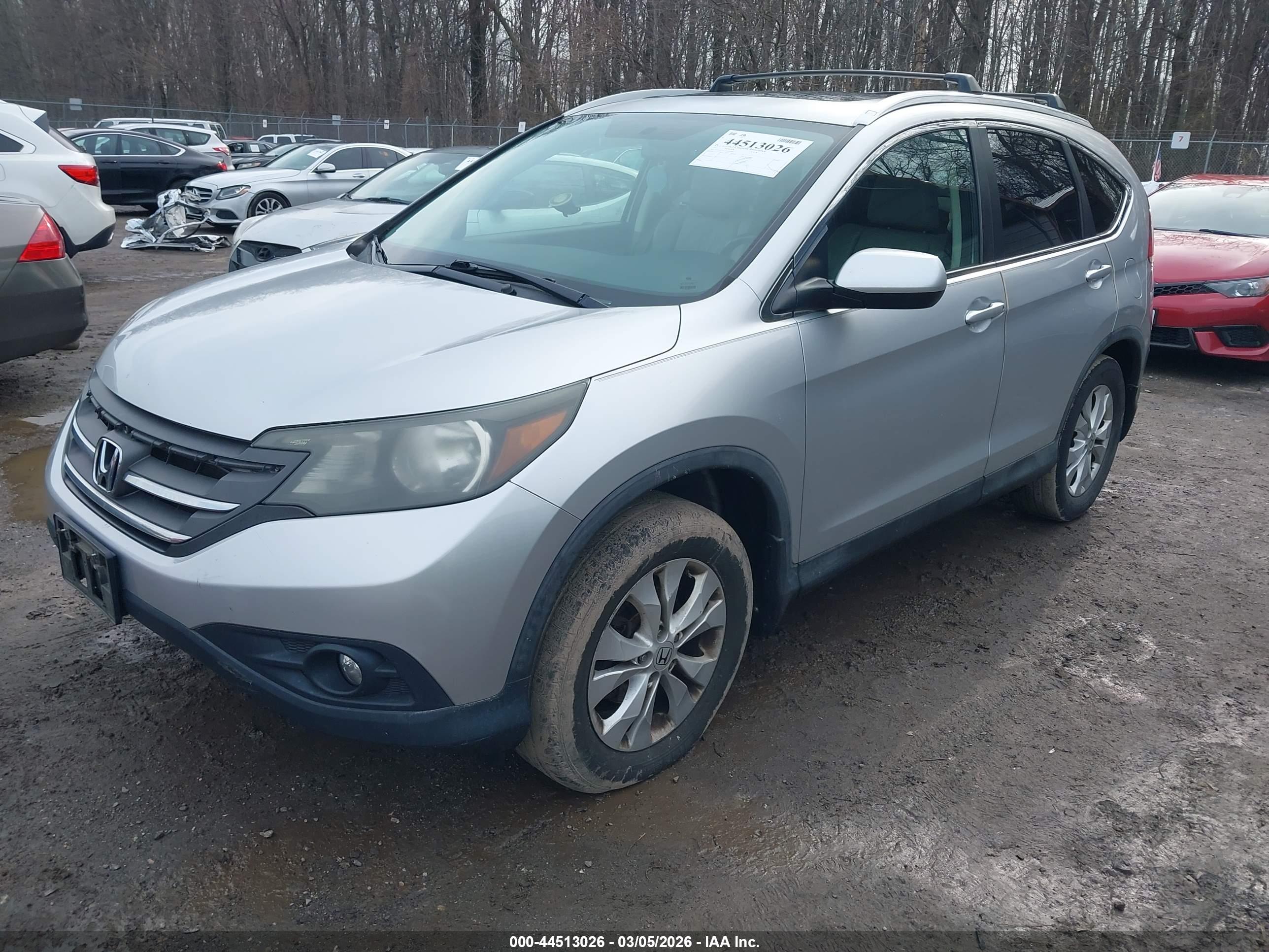 HONDA CR-V image 2