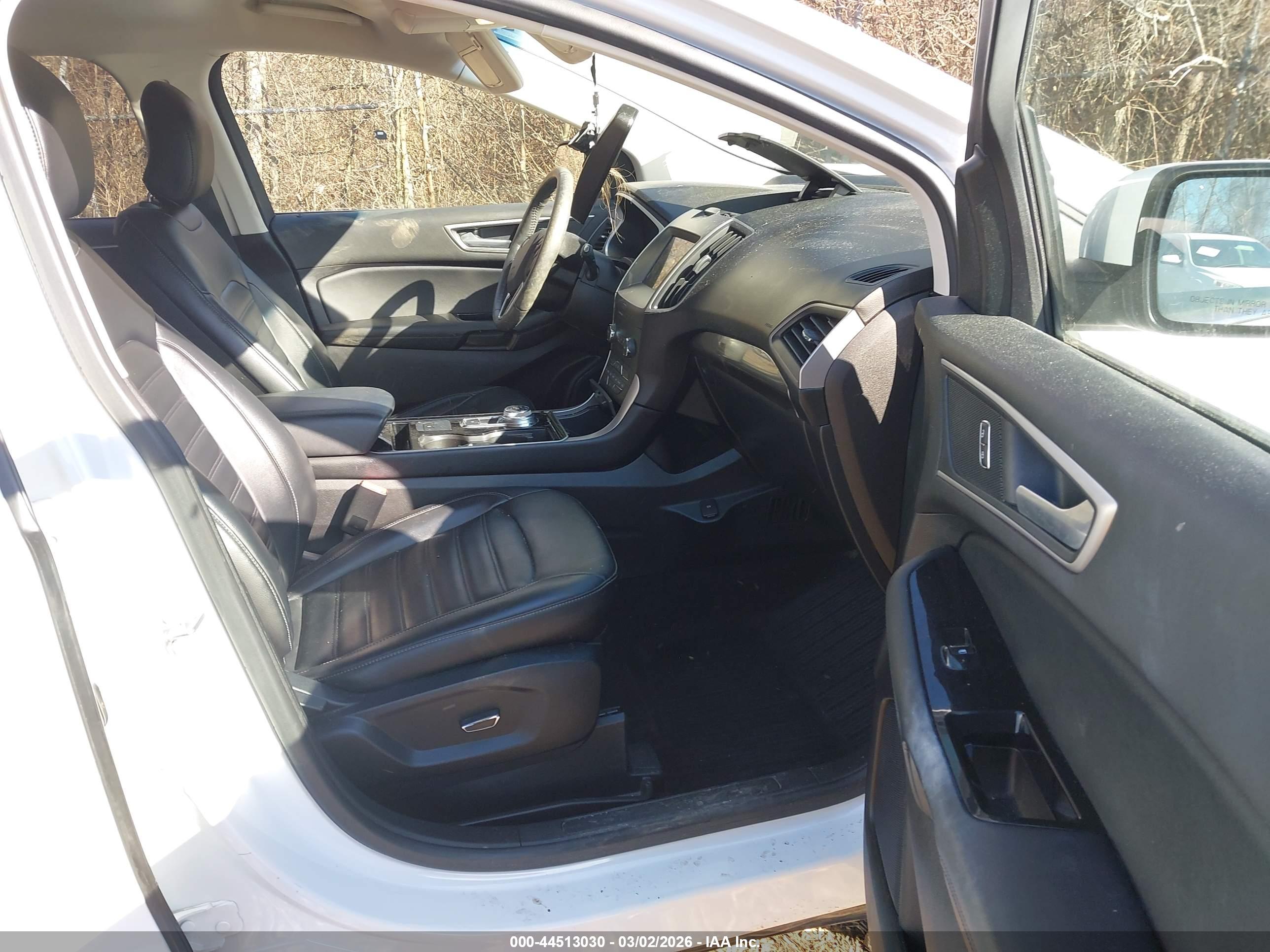 FORD EDGE image 5