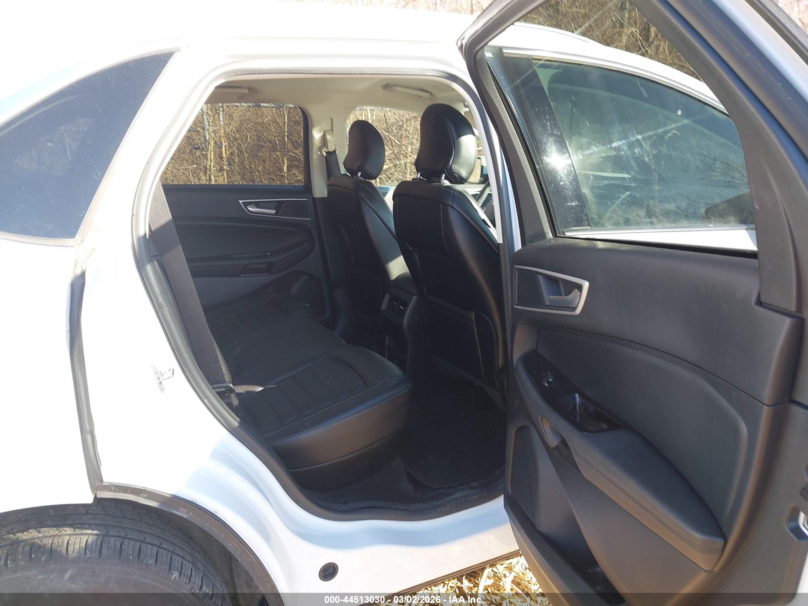 FORD EDGE image 8