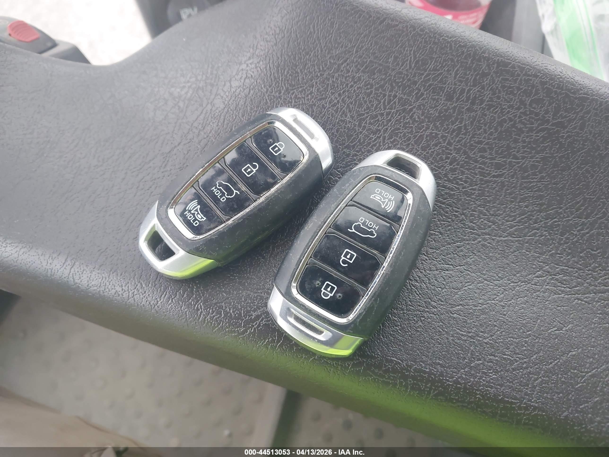 HYUNDAI KONA image 11