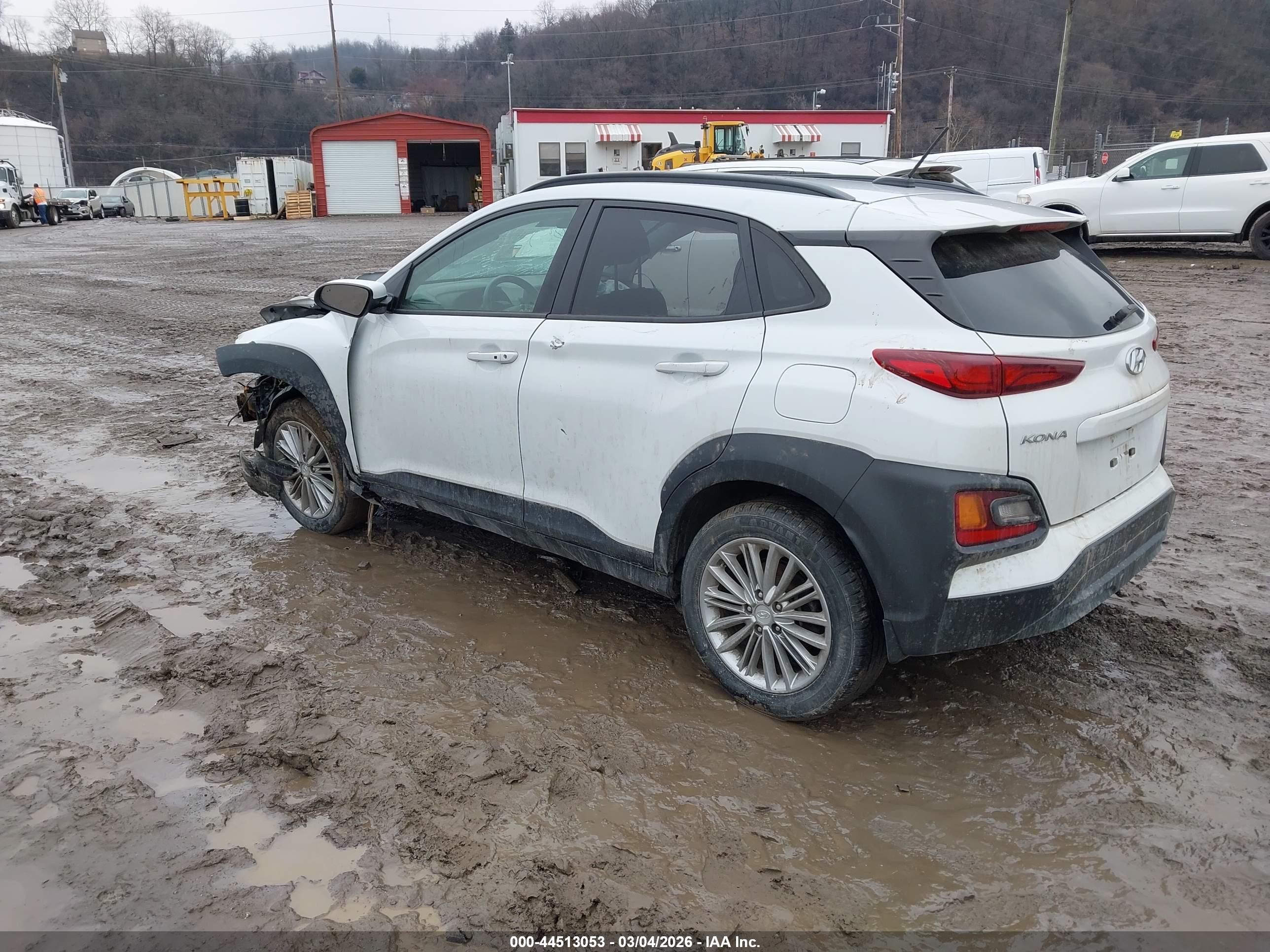HYUNDAI KONA image 3