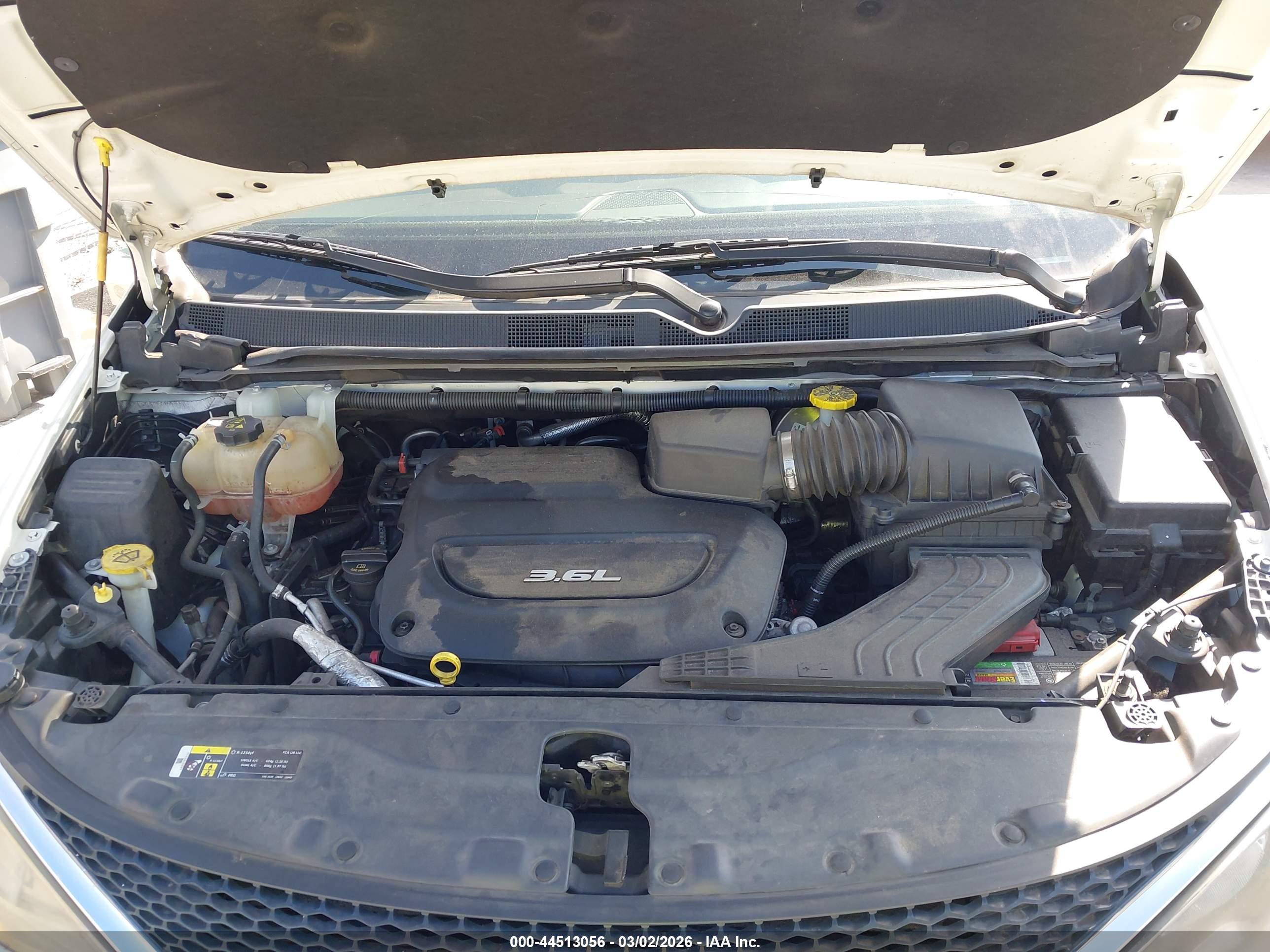 CHRYSLER PACIFICA image 10