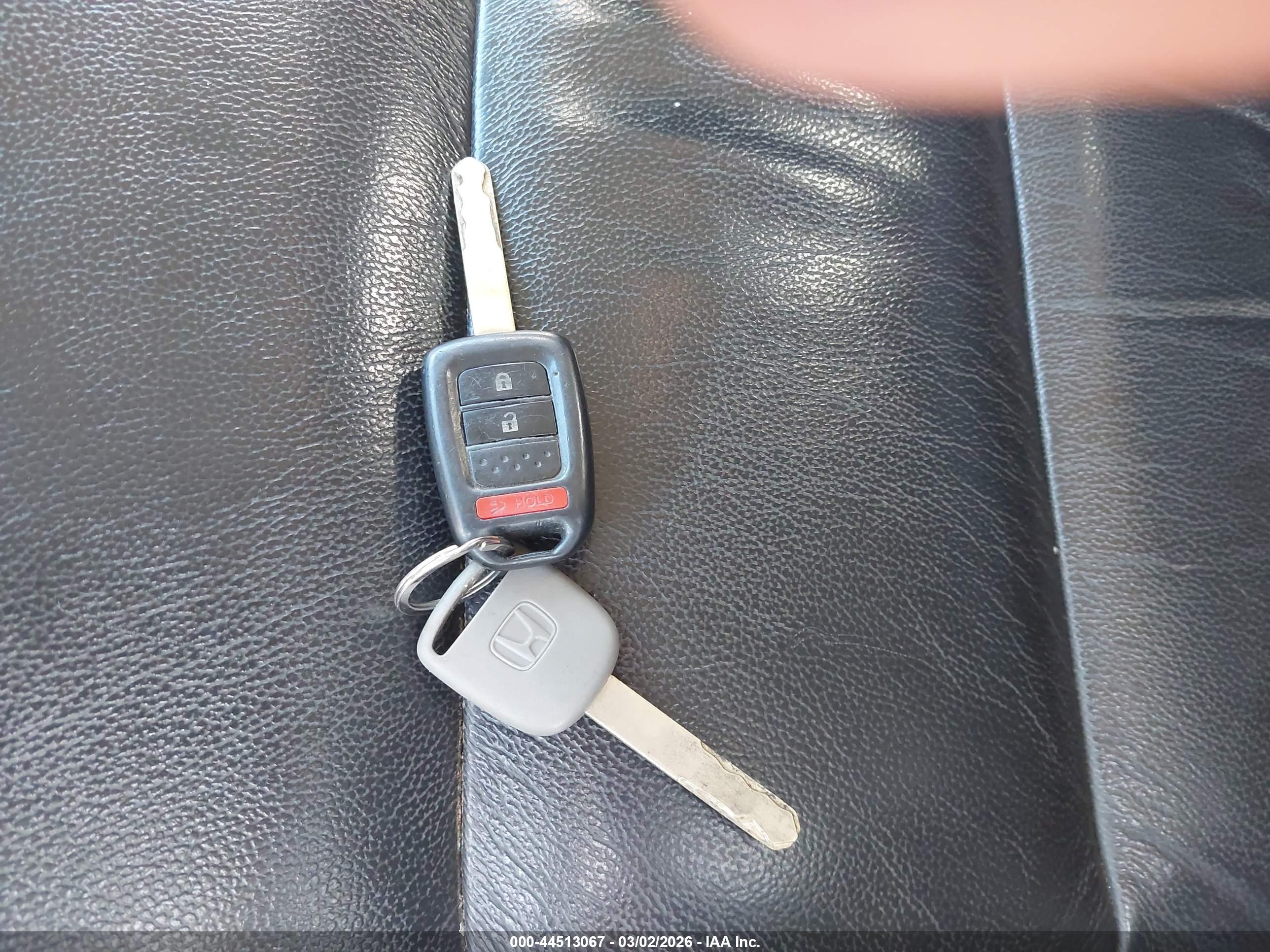 HONDA CR-V image 11