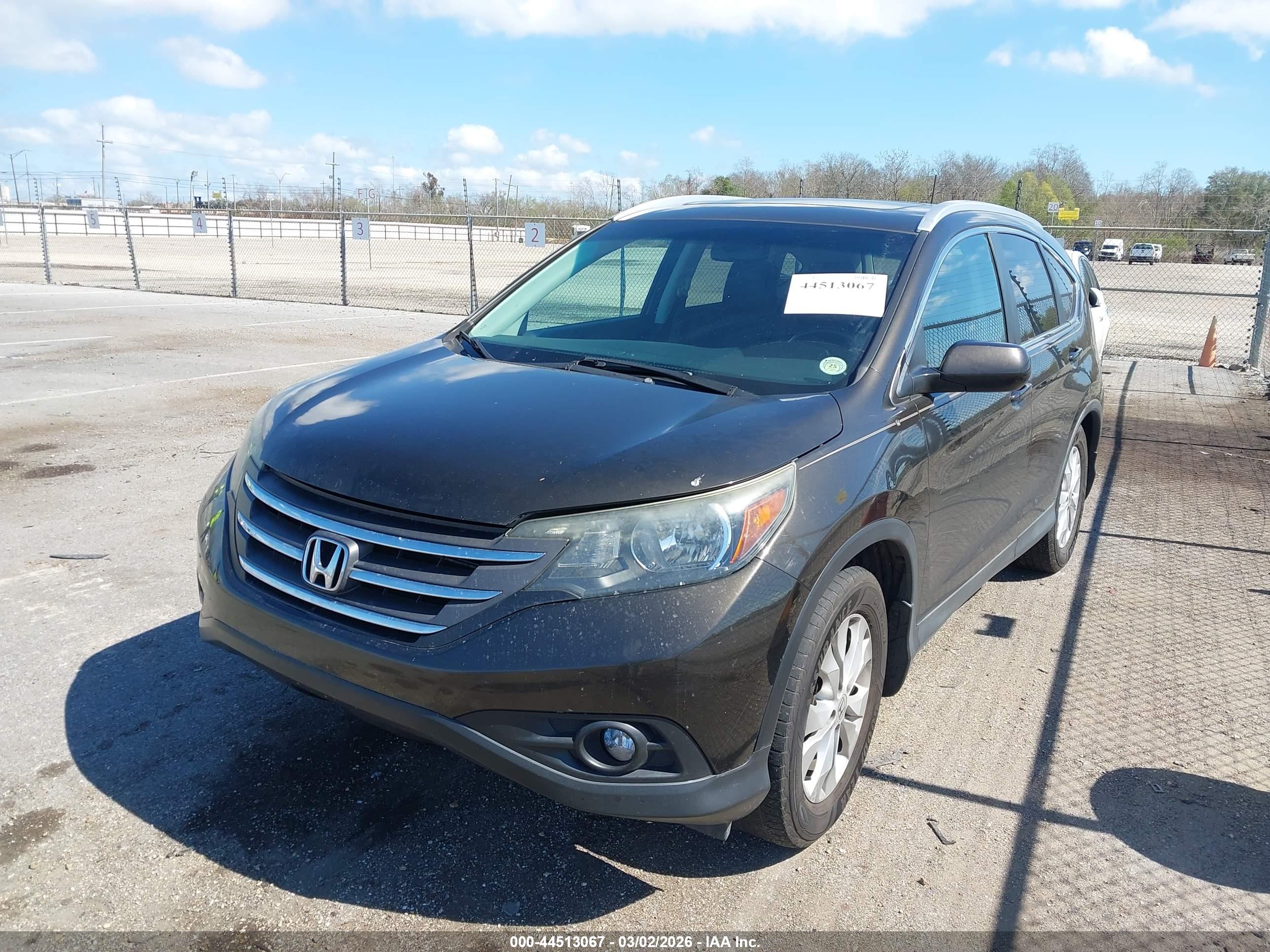 HONDA CR-V image 2