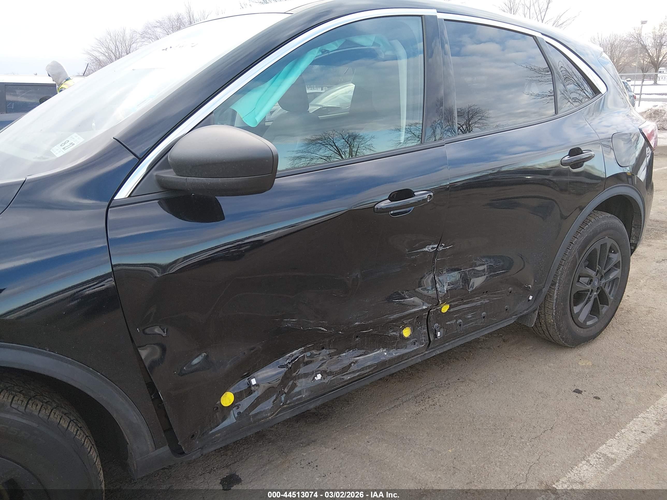 FORD ESCAPE image 6