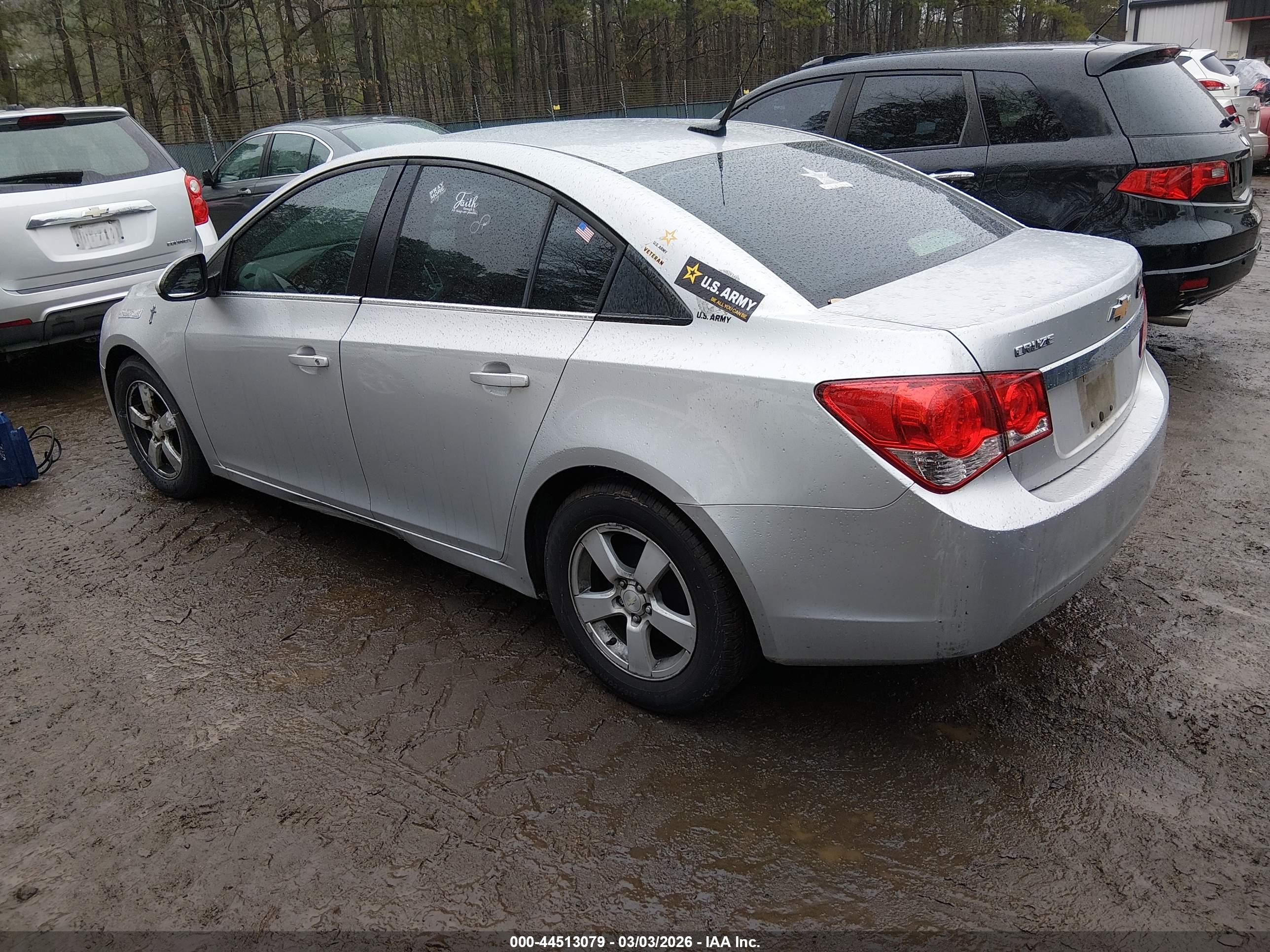 CHEVROLET CRUZE image 3