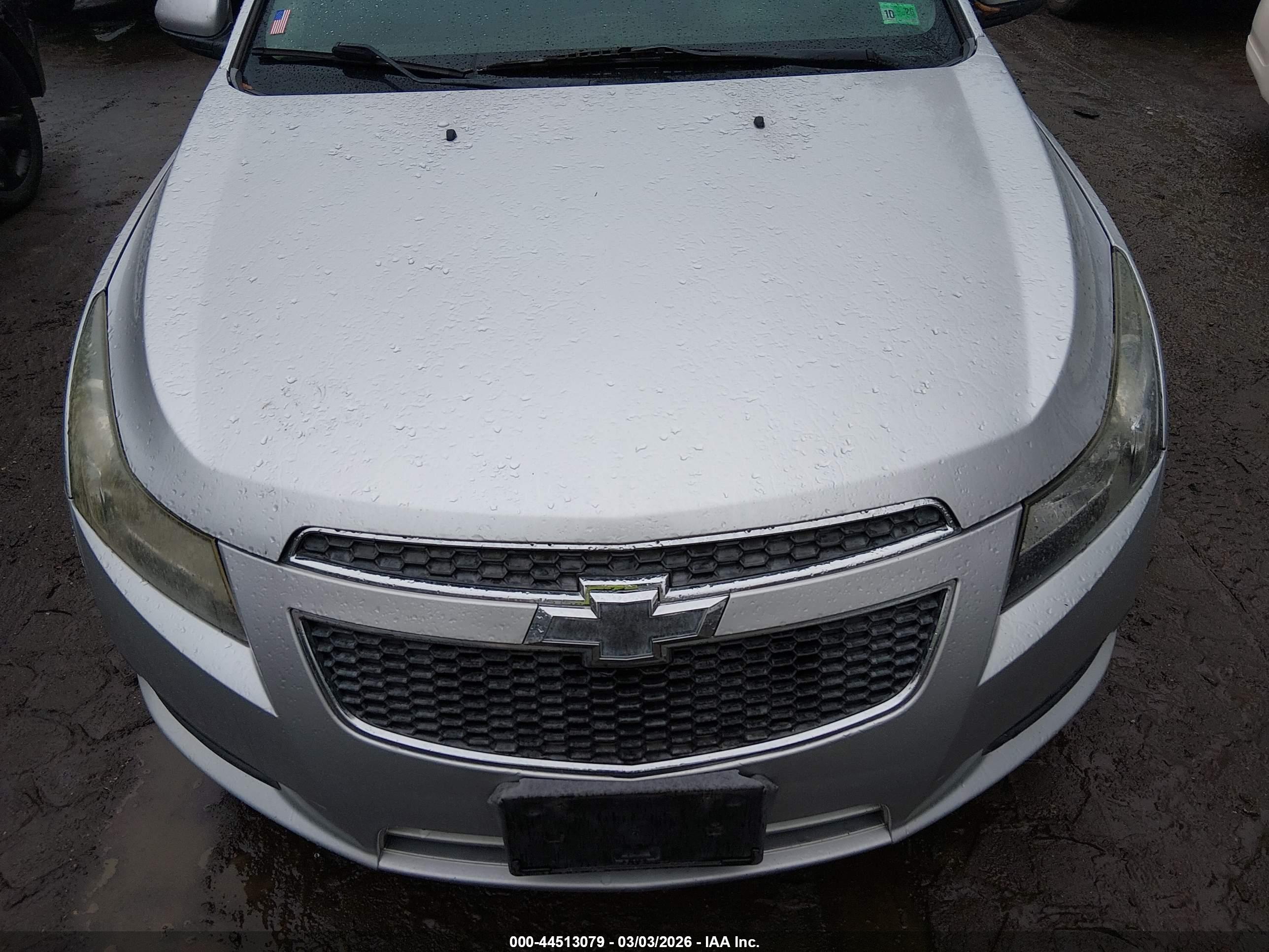 CHEVROLET CRUZE image 6